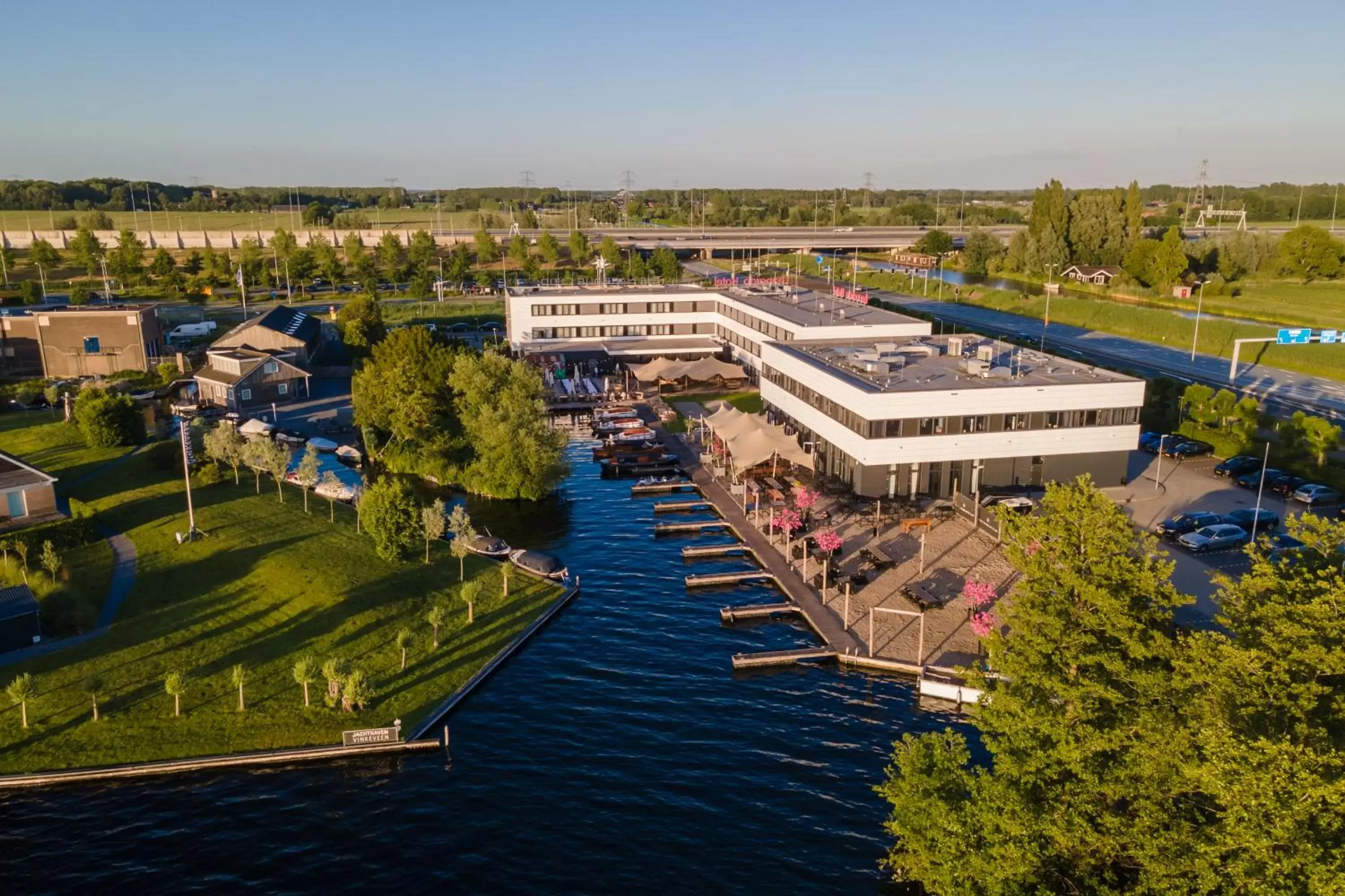 Bird's eye view, Bird's-eye View in Leonardo Hotel Vinkeveen Amsterdam