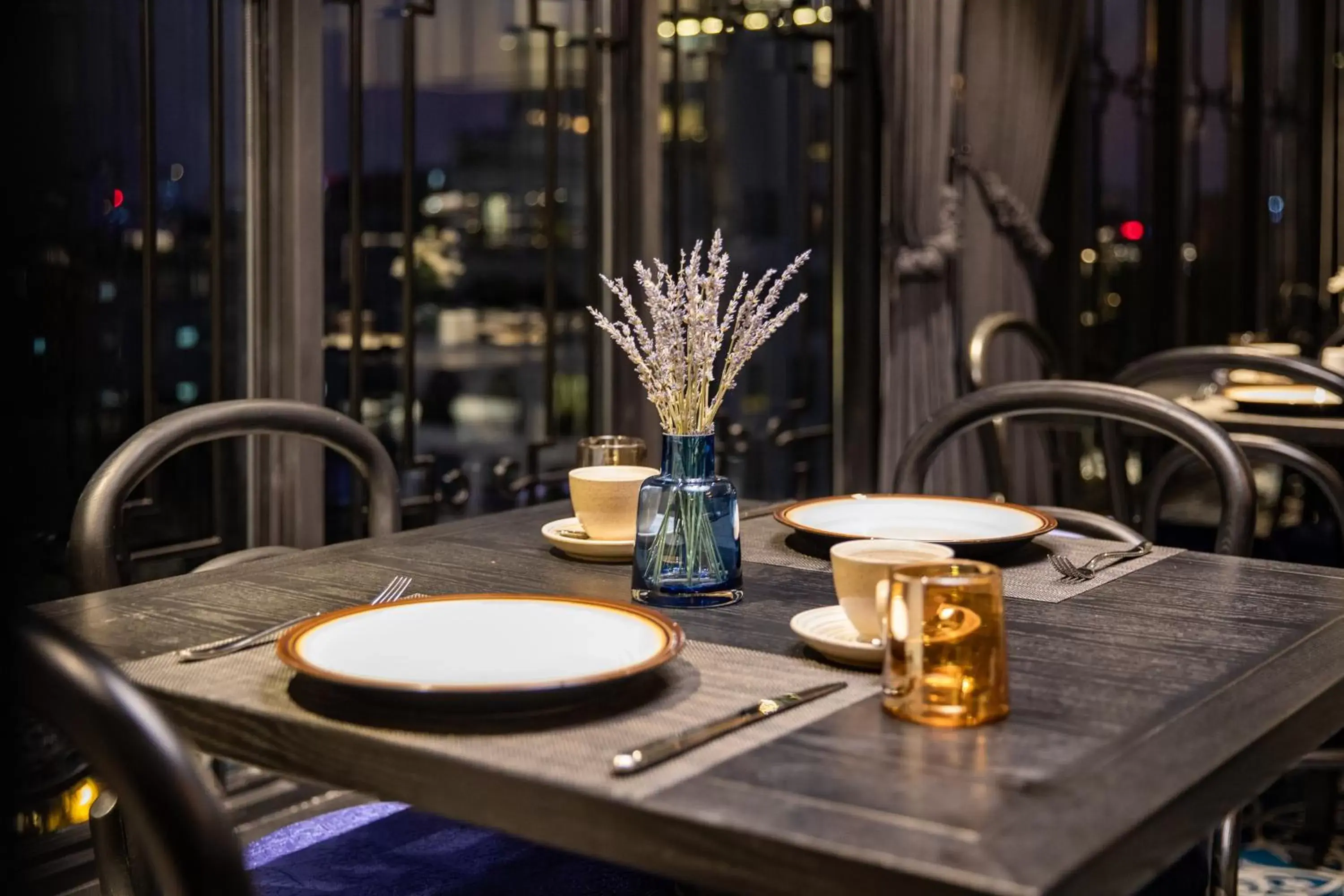 Restaurant/places to eat in Solaria Hanoi Hotel Restaurant/places to eat in Solaria Hanoi Hotel