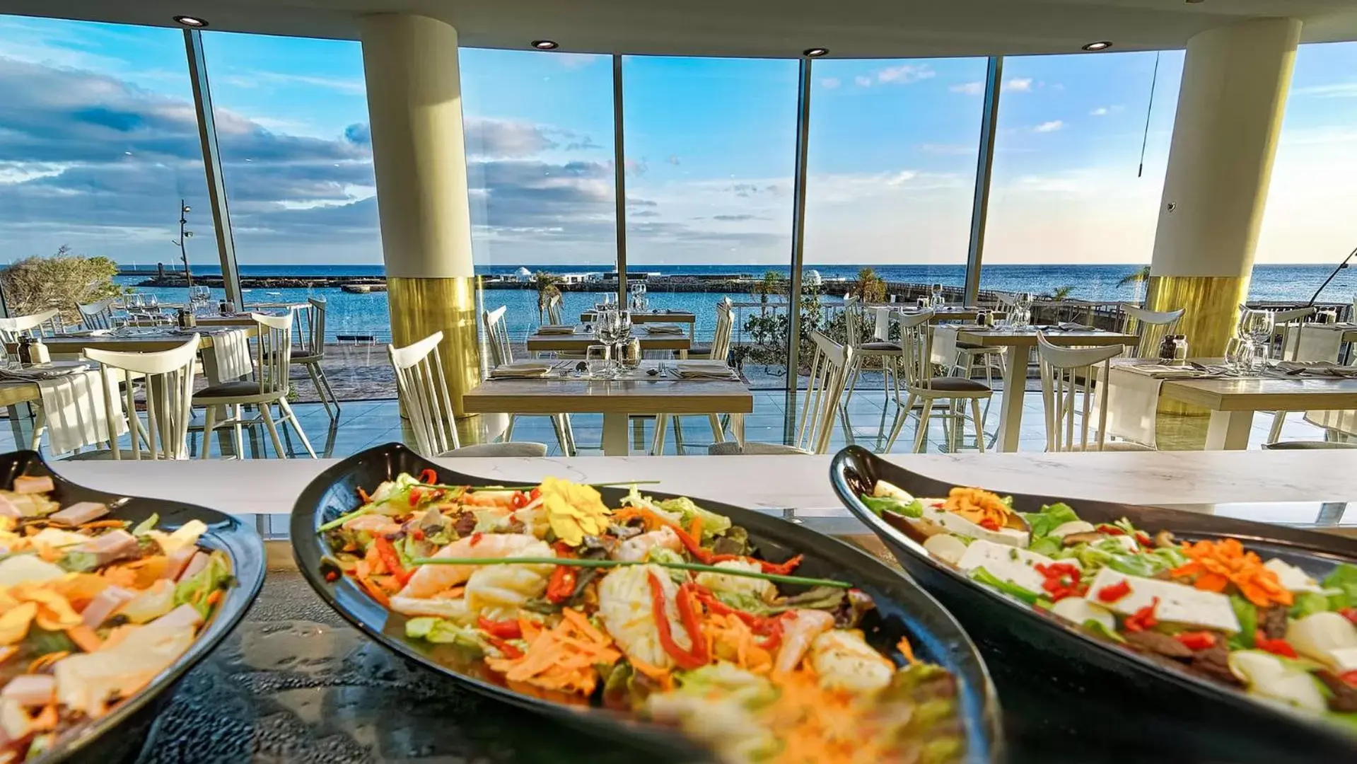 Restaurant/places to eat in Arrecife Gran Hotel & Spa