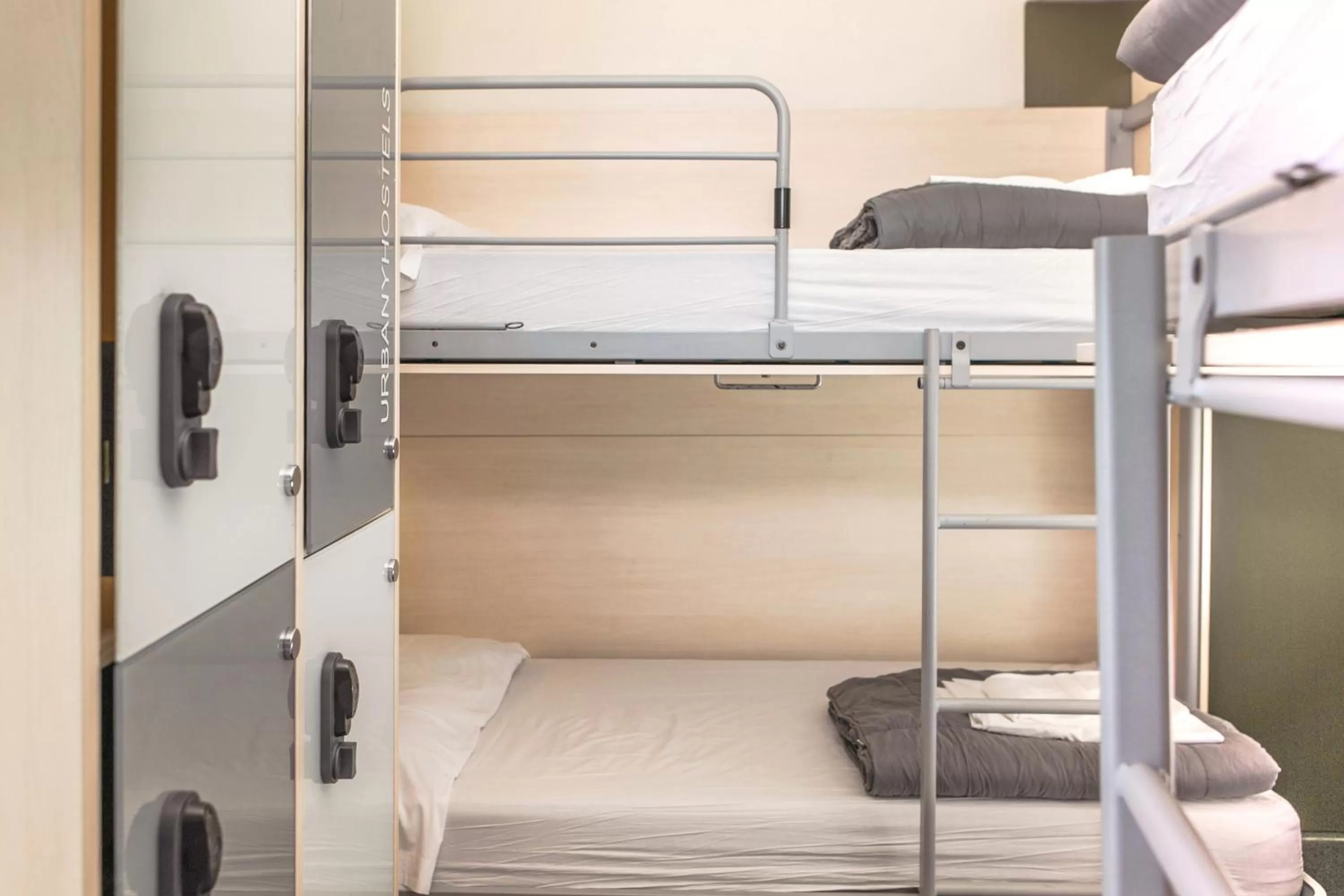 bunk bed, Bed in Urbany Hostel Barcelona