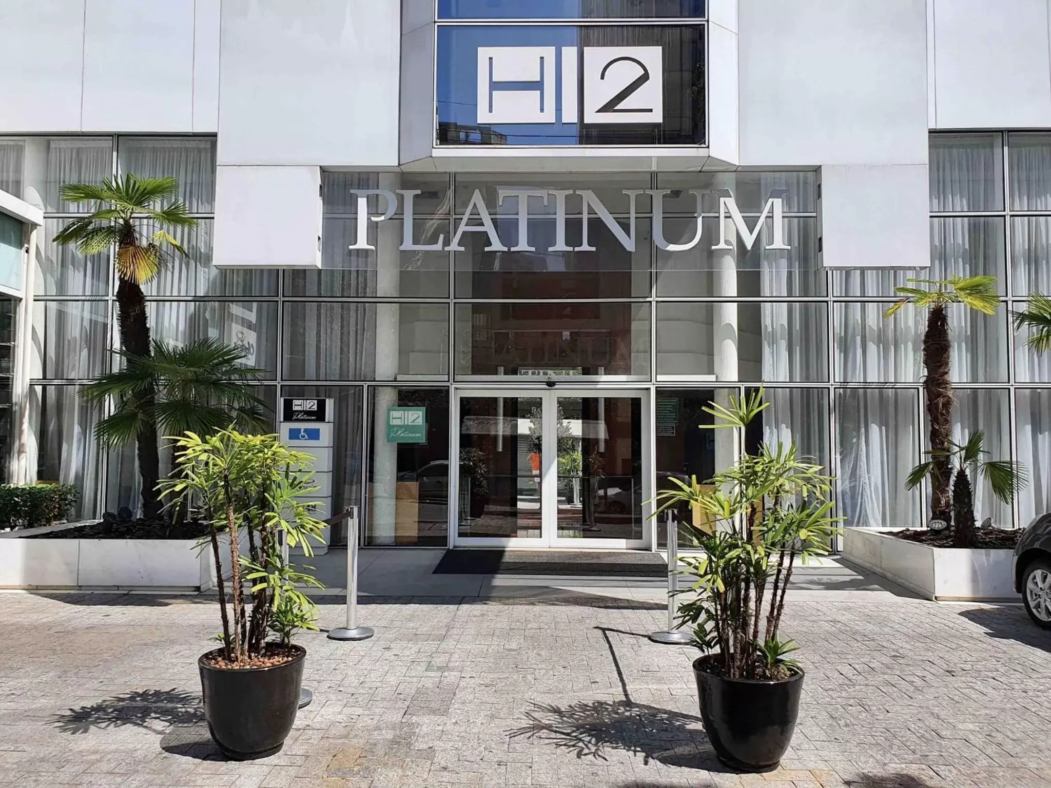 Facade/entrance in H2 Platinum Lourdes Facade/entrance in H2 Platinum Lourdes