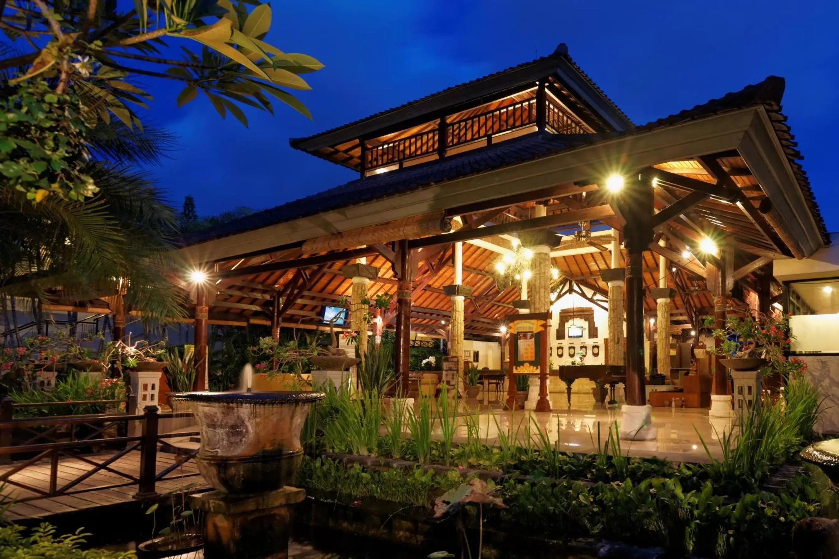 Lobby or reception, Property Building in Legian Paradiso Hotel