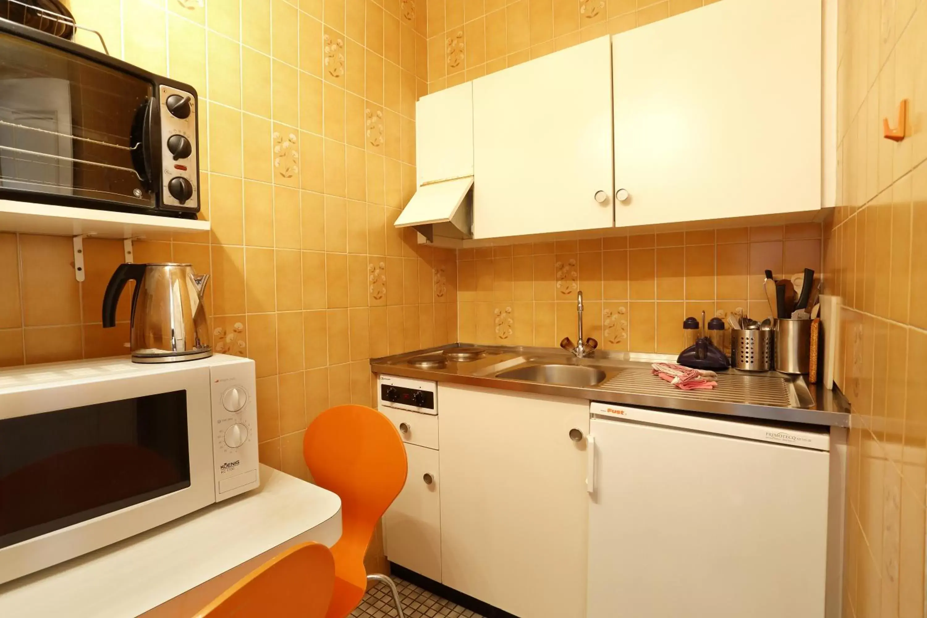 Kitchen or kitchenette, Kitchen/Kitchenette in Hotel Tor