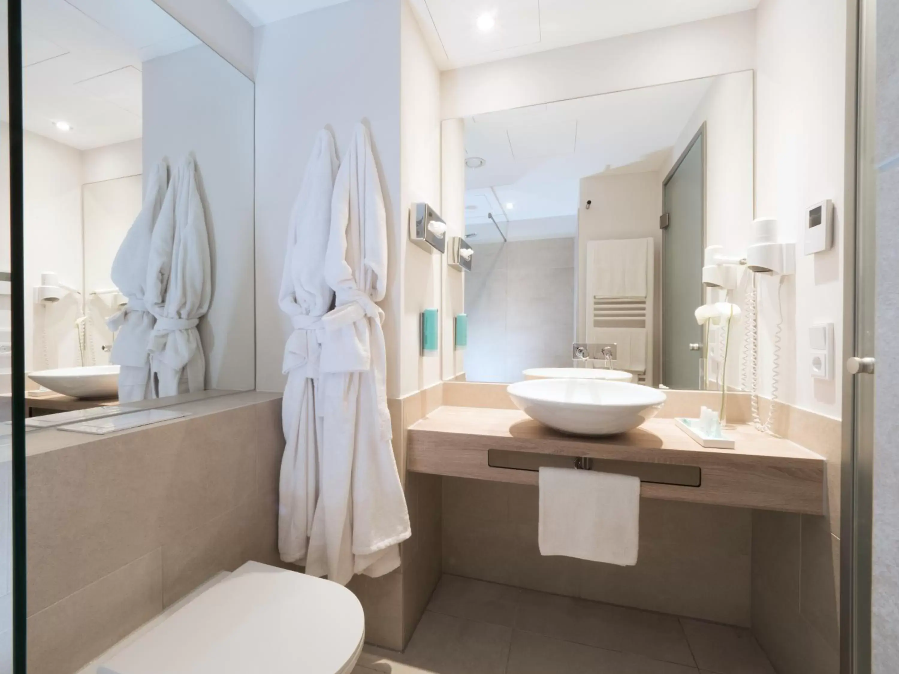 Photo of the whole room, Bathroom in WONNEMAR Resort-Hotel
