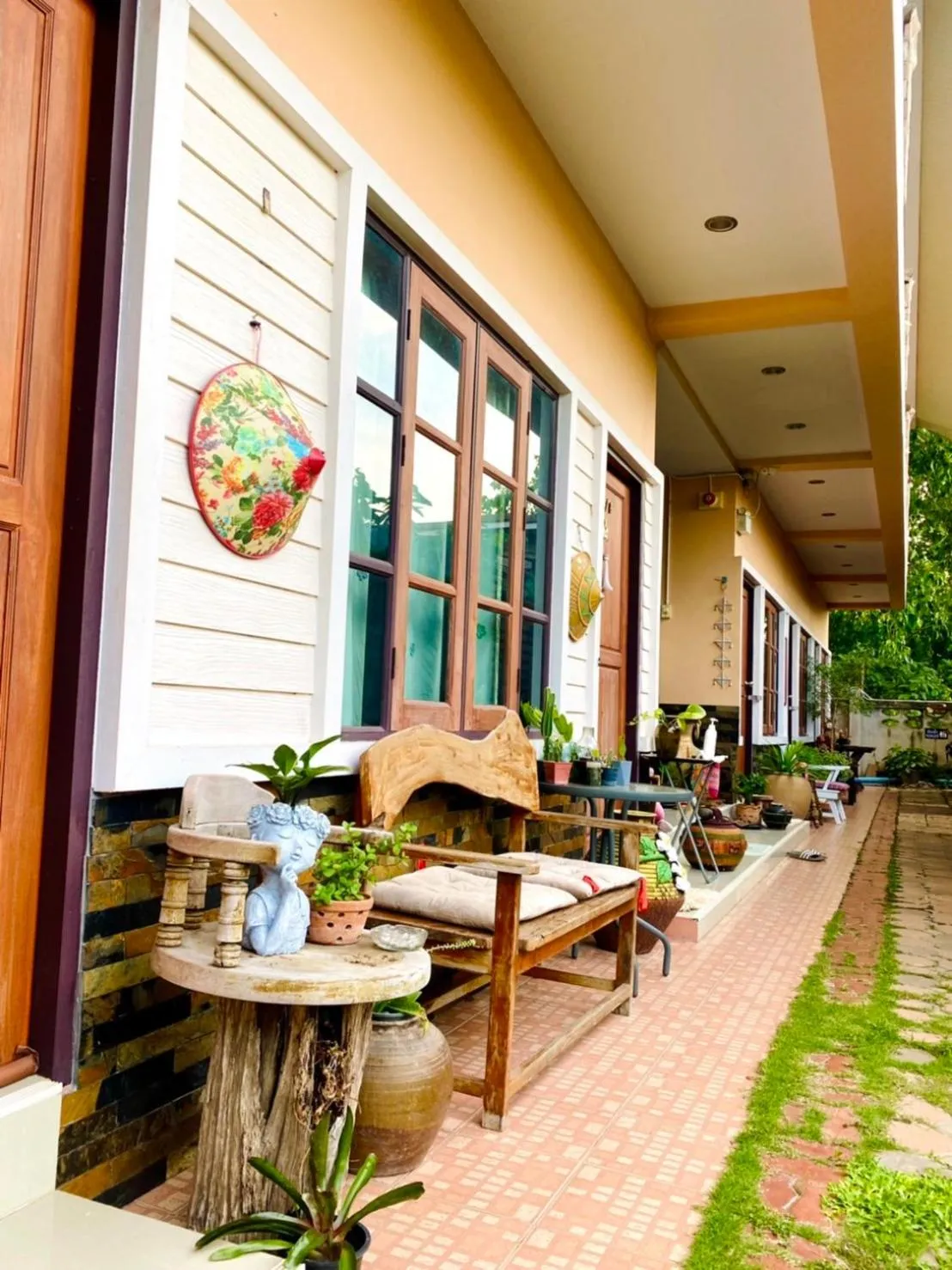 Property building in Thai Guesthouse