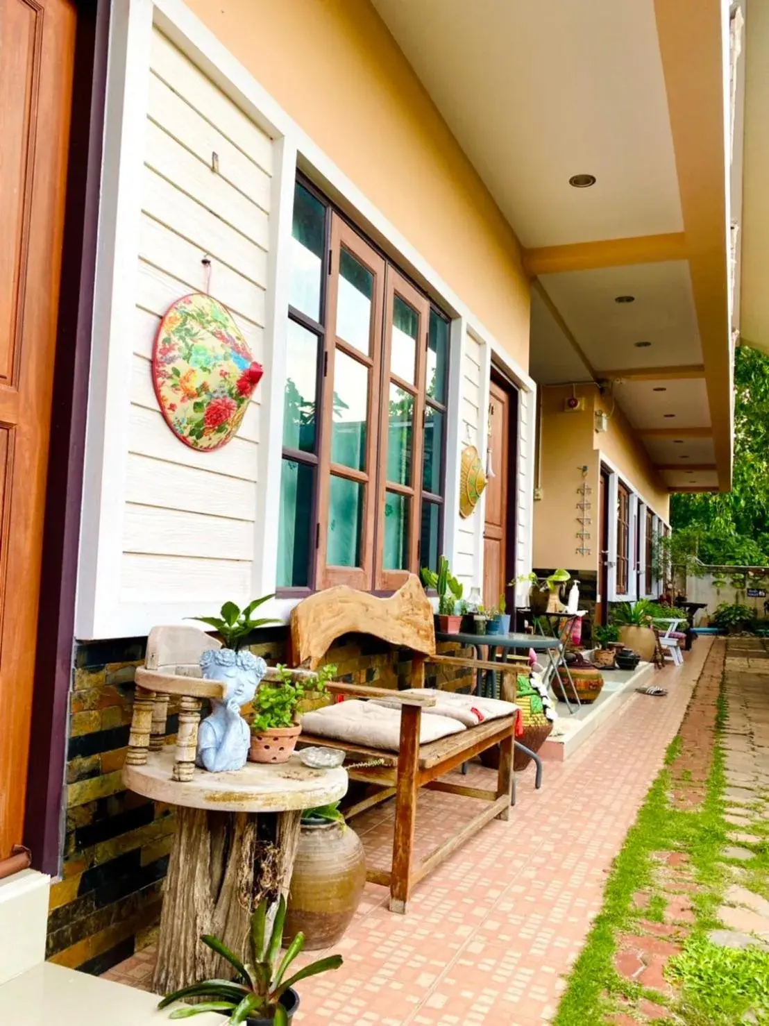 Restaurant/Places to Eat in Thai Guesthouse