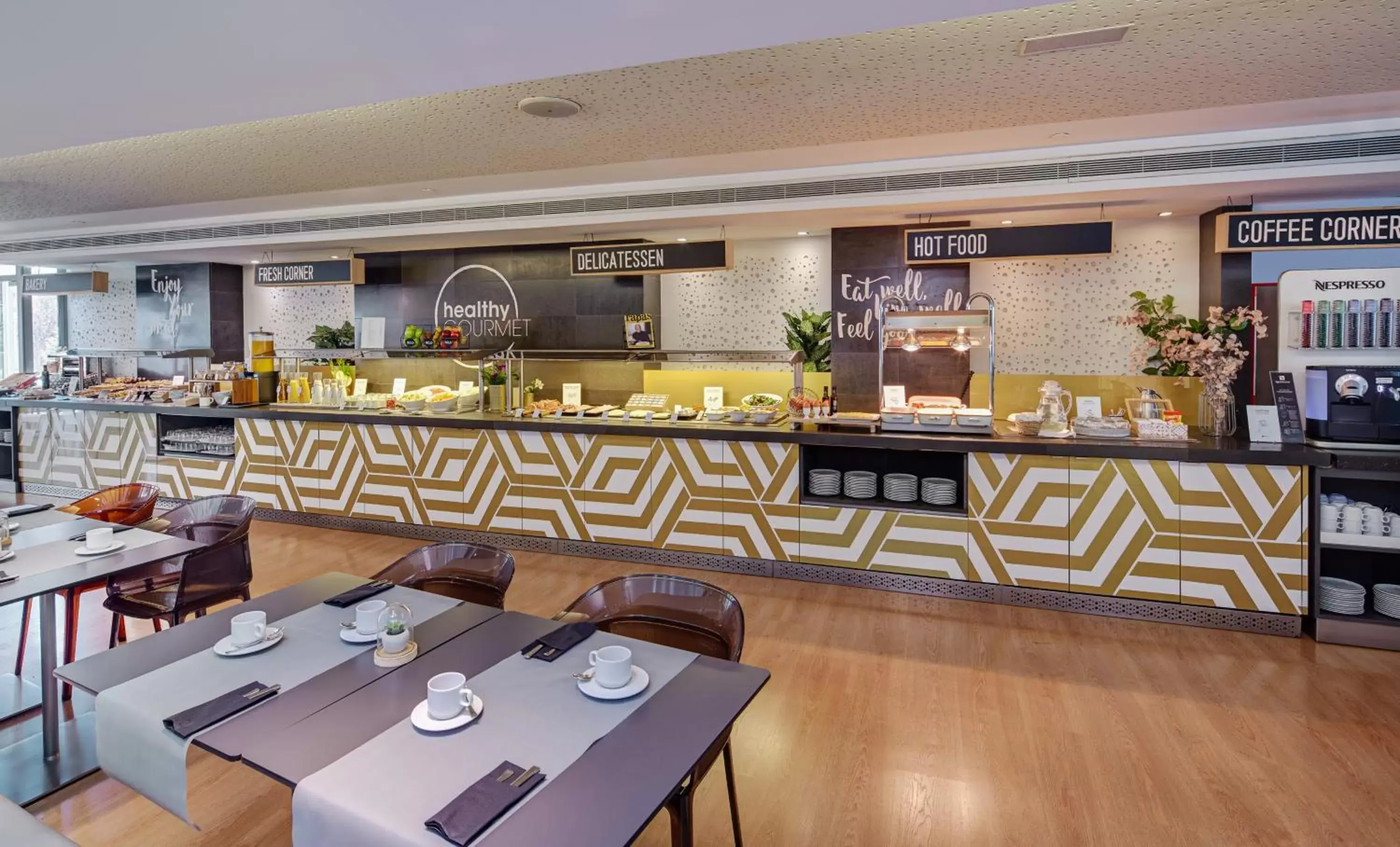 Breakfast, Restaurant/Places to Eat in Sercotel Hotel Rosellon