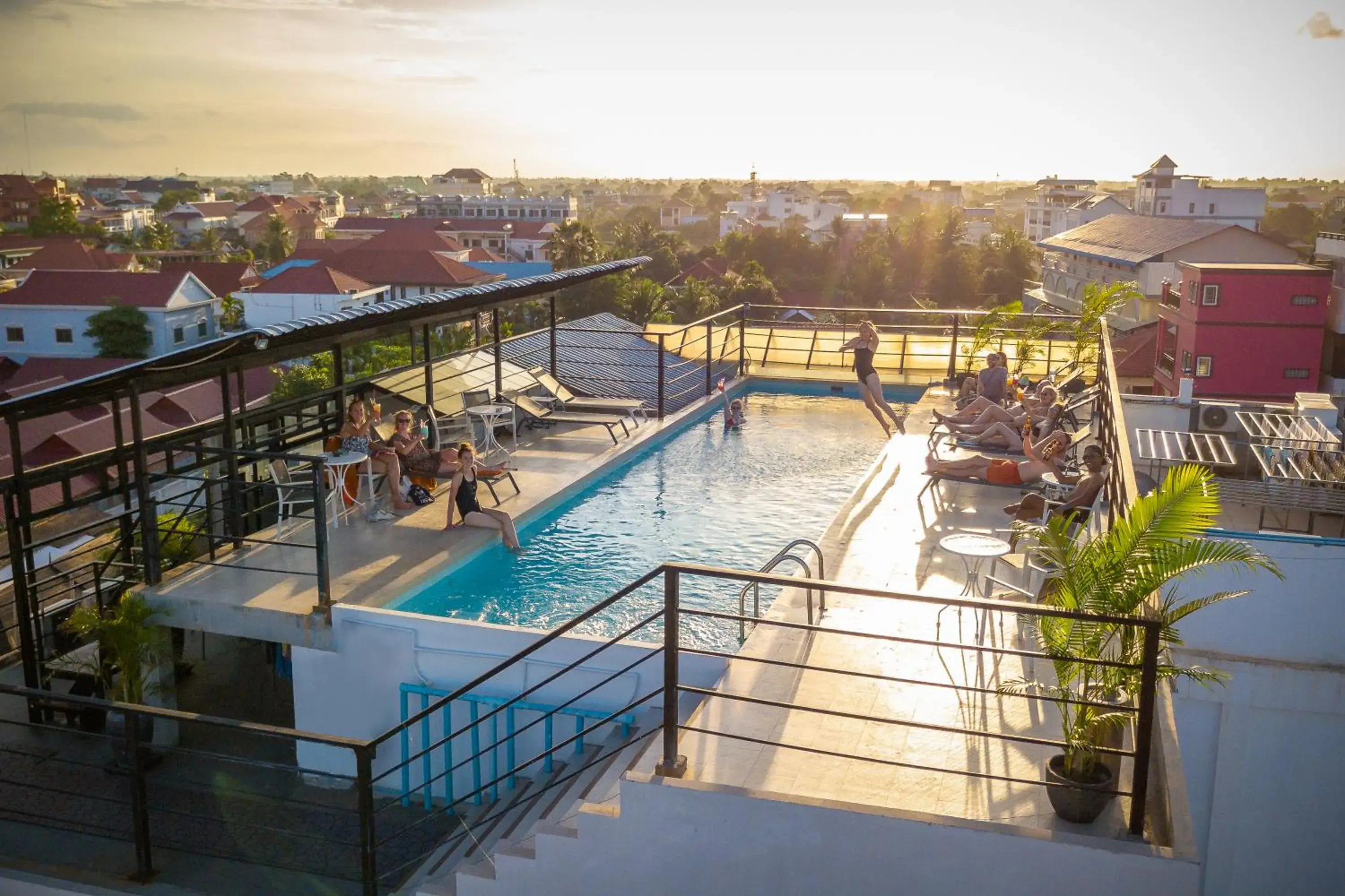 Swimming pool, Pool View in Onederz Hostel Siem Reap