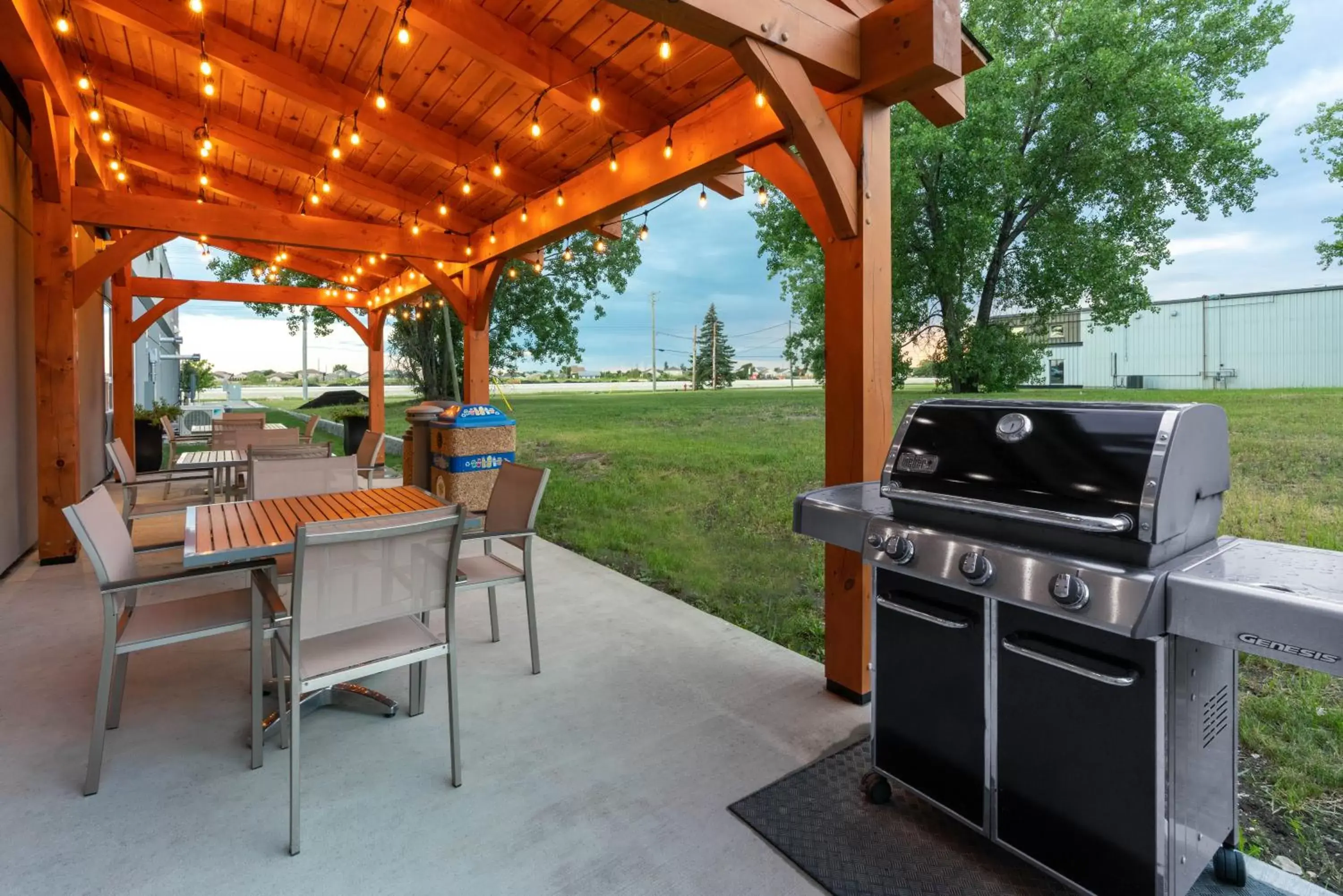 BBQ Facilities in Super 8 by Wyndham Winnipeg East MB