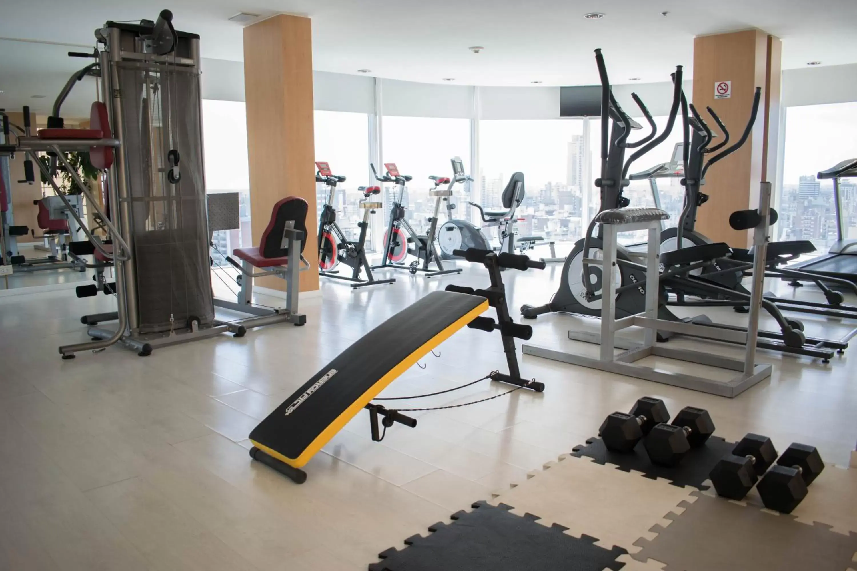 Fitness centre/facilities, Fitness Center/Facilities in Holiday Inn Rosario, an IHG Hotel