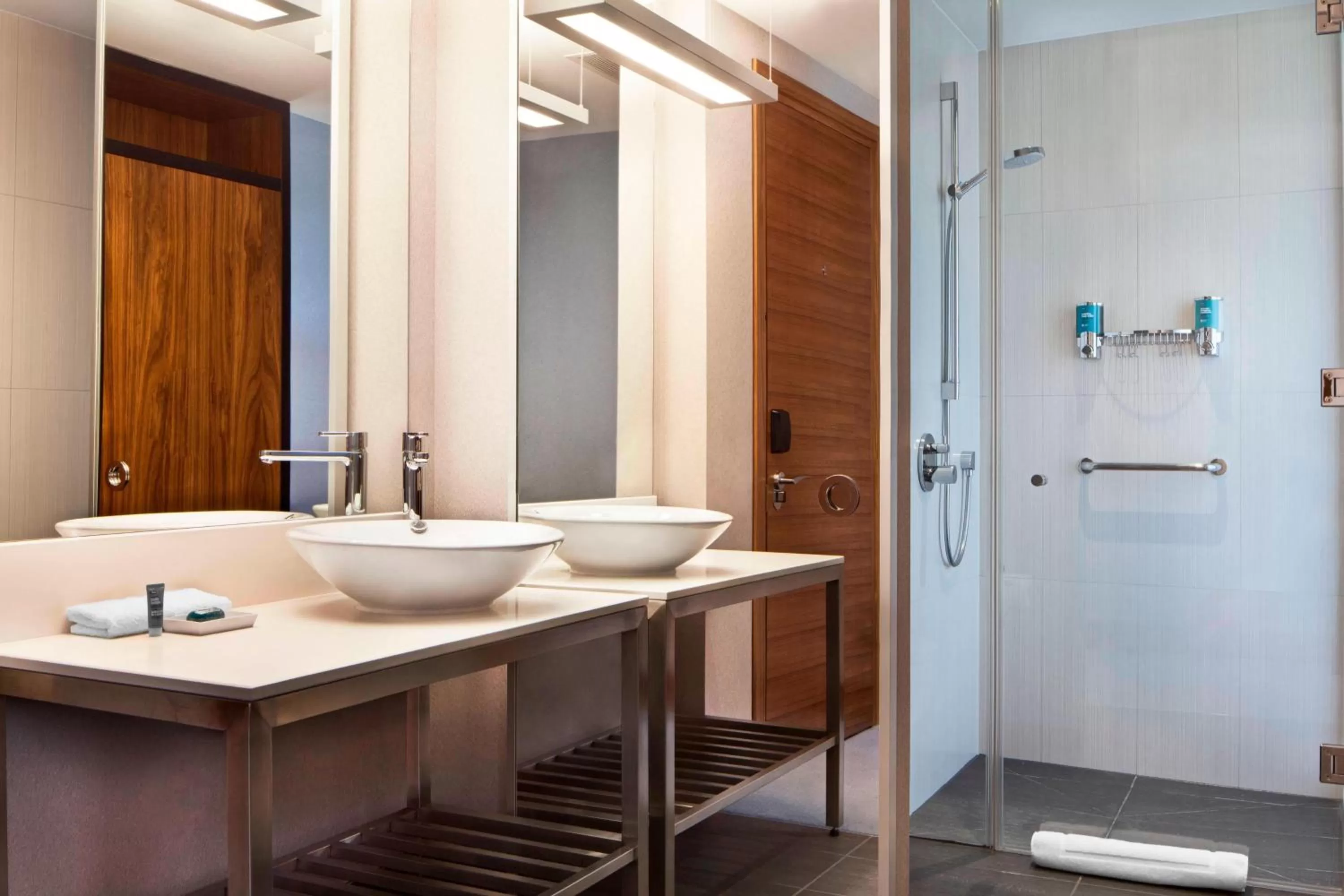 Bathroom in Aloft London Excel