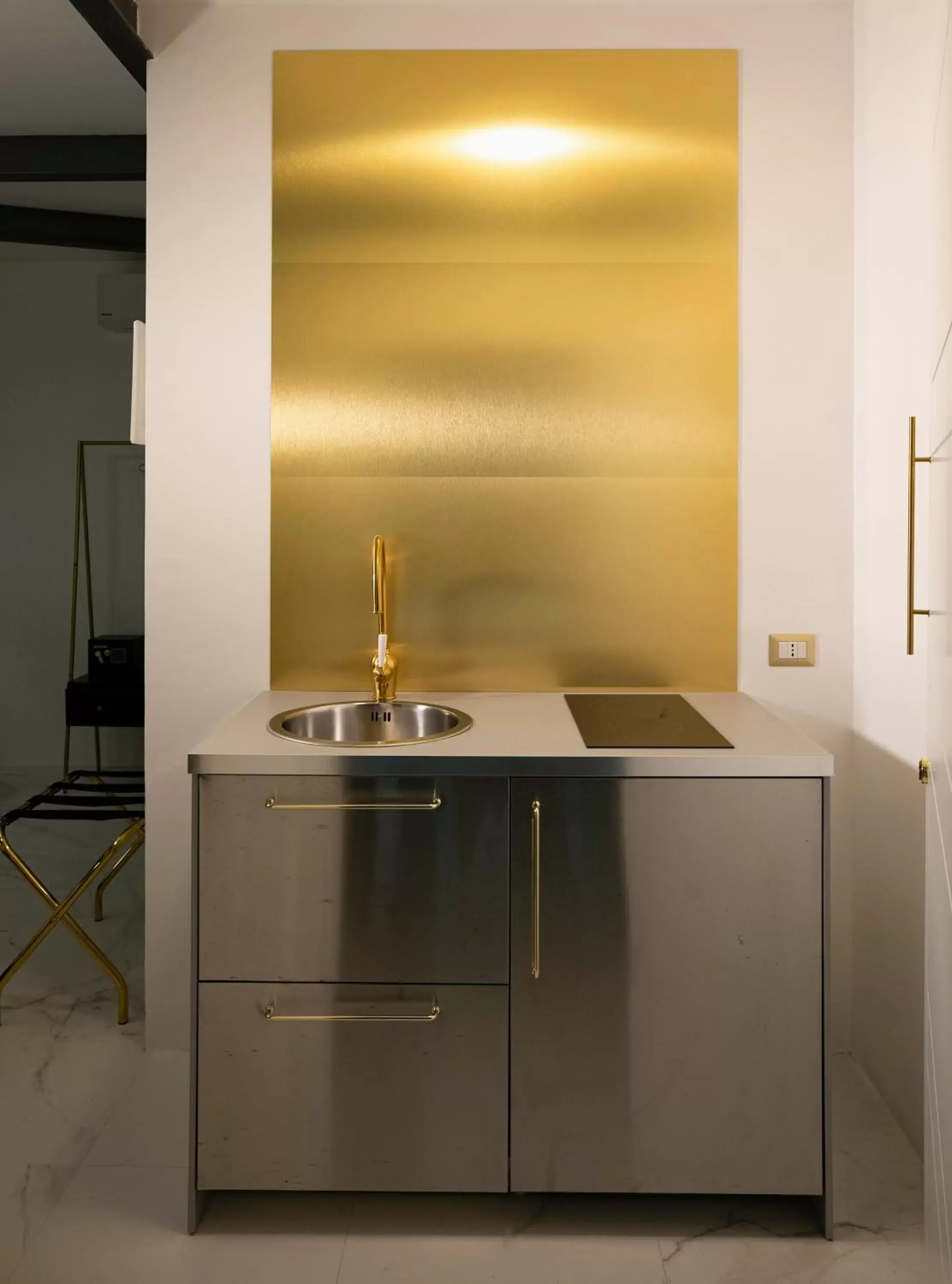Kitchen or kitchenette, Kitchen/Kitchenette in Azzoli Trapani - Apartments&Skypool - Adults Only