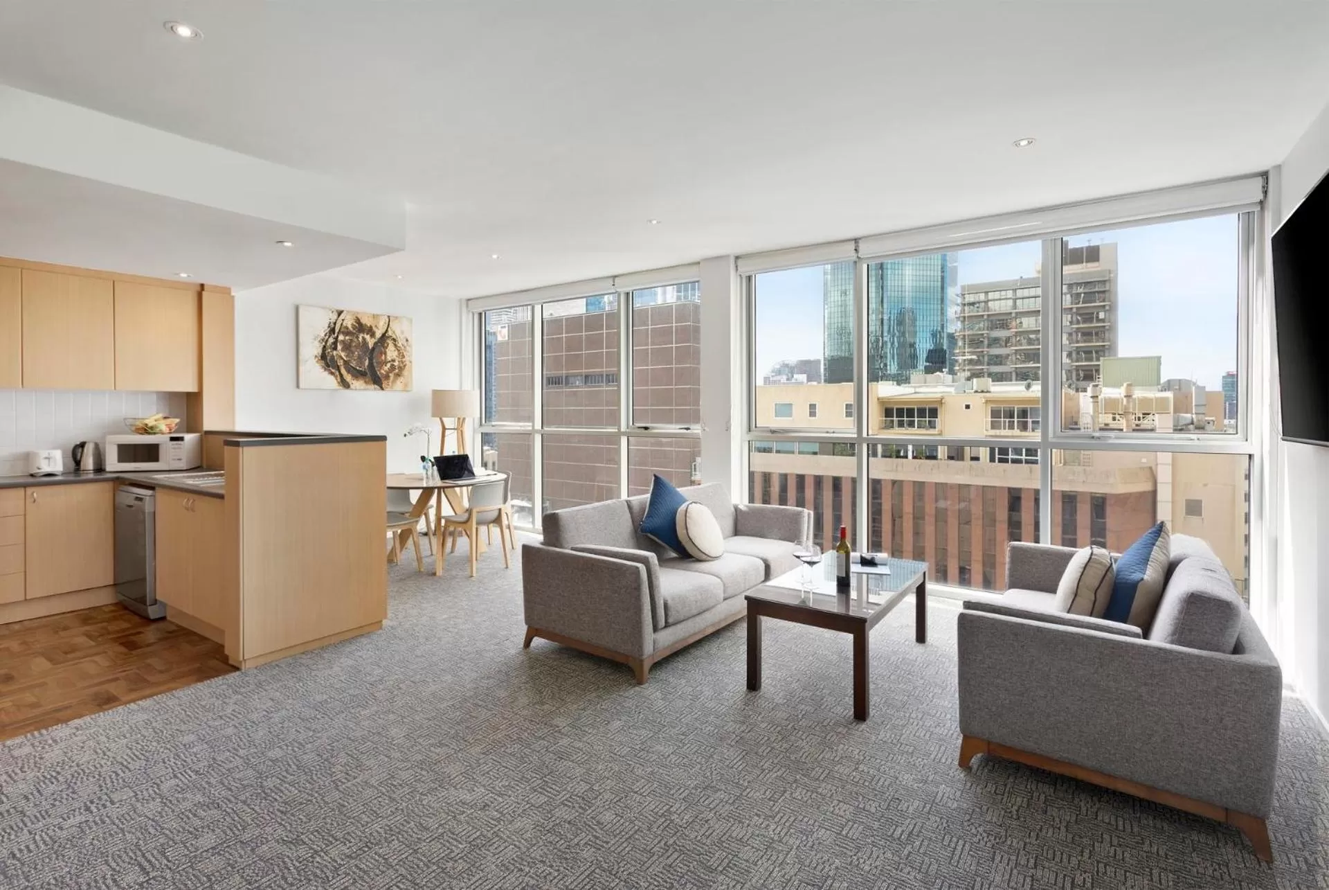 Kitchen or kitchenette in Quest on William