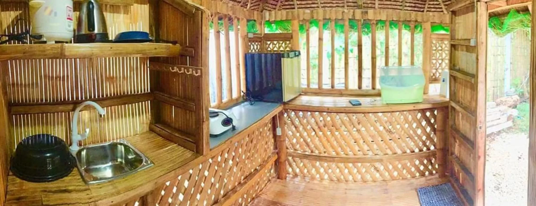 Kitchen or kitchenette in Gaea's Apartments