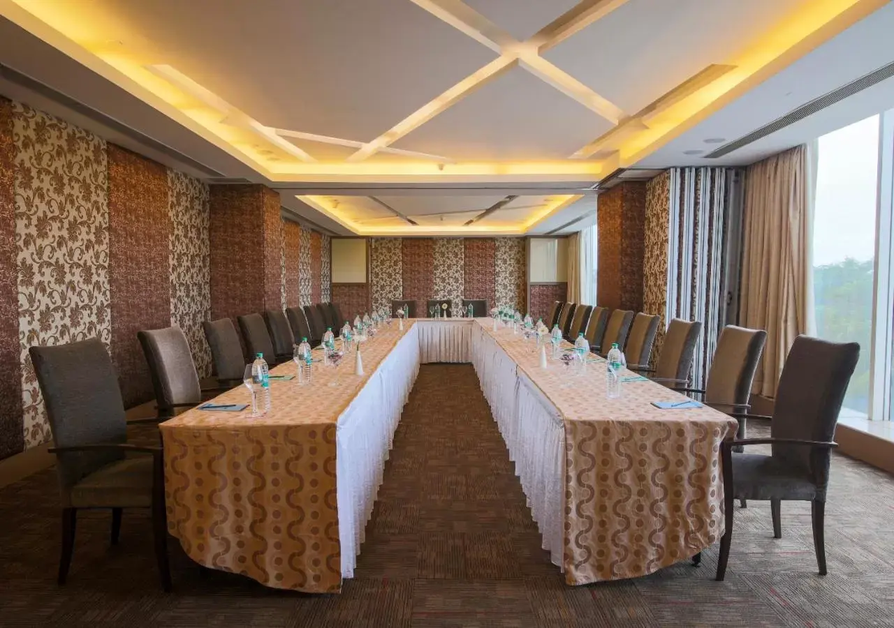 Banquet/Function facilities in E Hotel