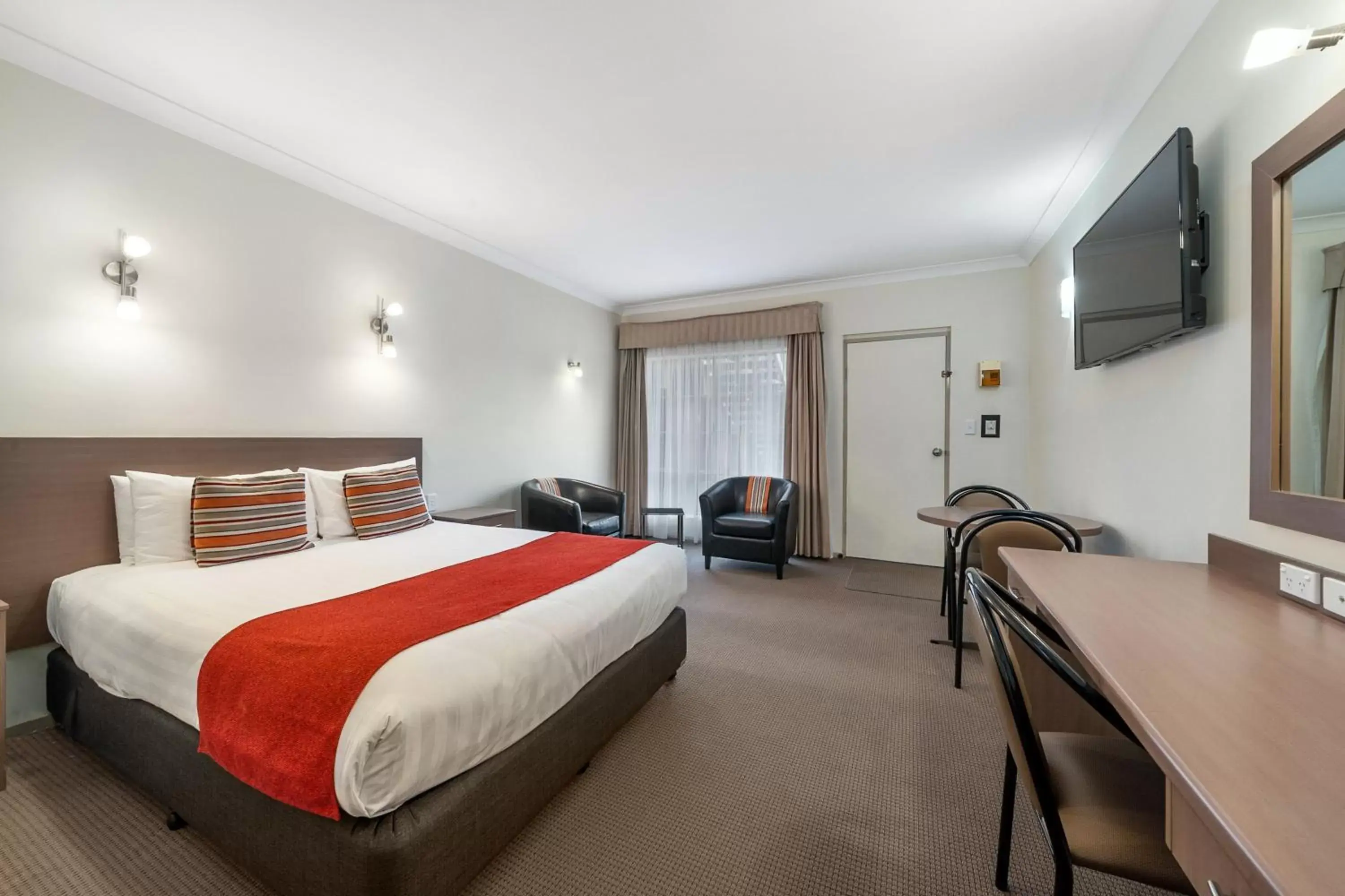 Bedroom, Bed in Comfort Inn Heritage Wagga Bedroom, Bed in Comfort Inn Heritage Wagga