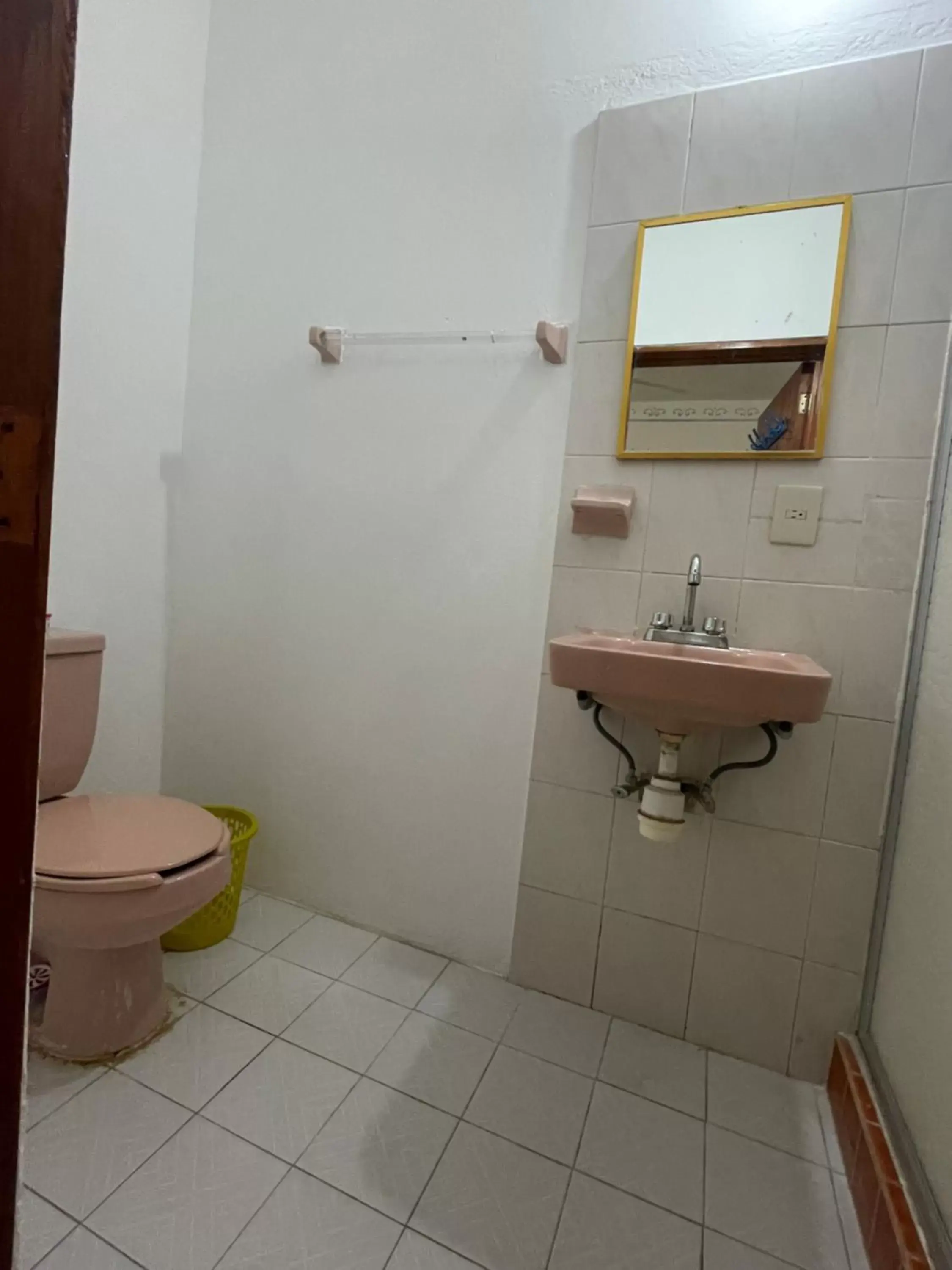 Bathroom in Hotel Posada Playa Manzanillo