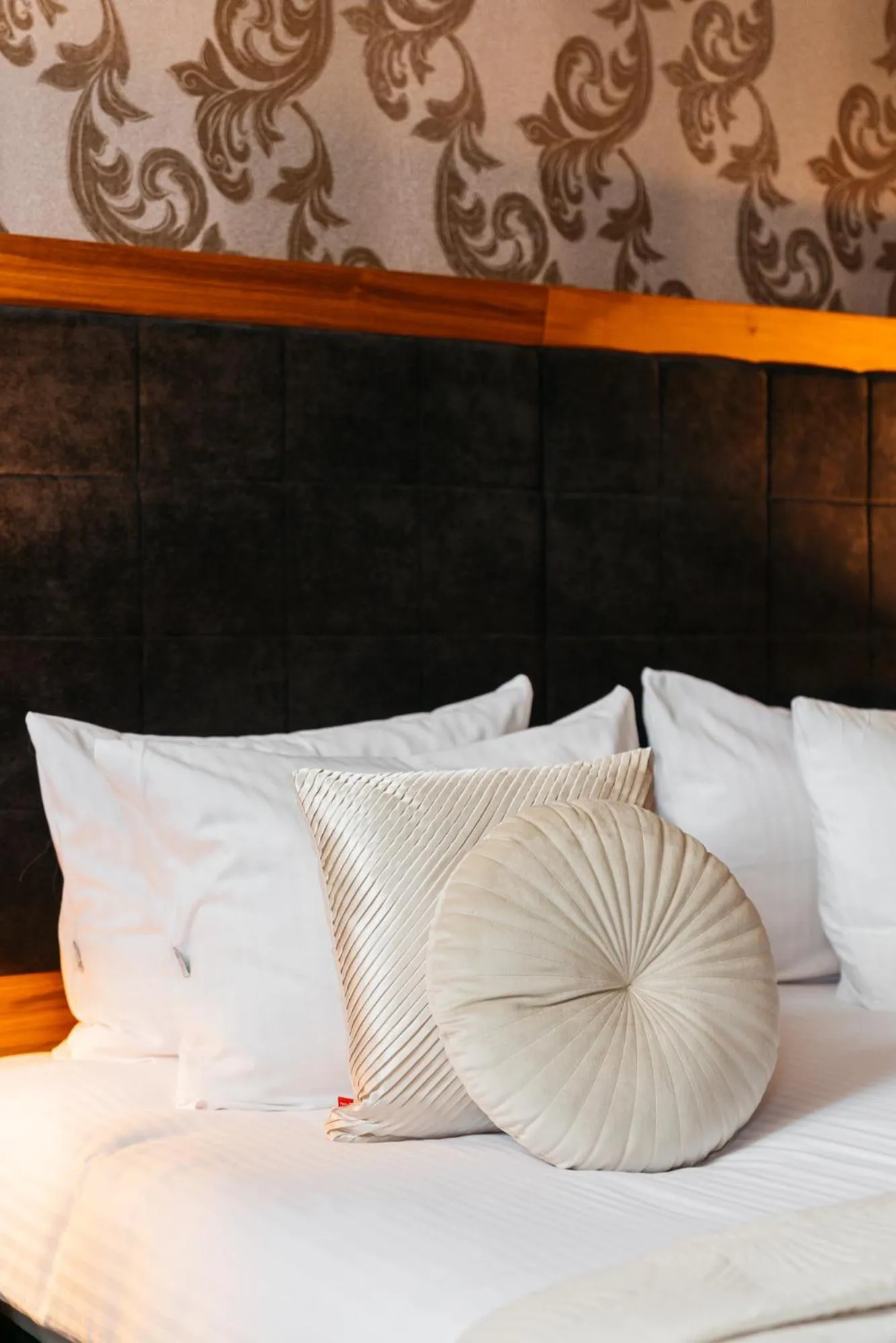 Bed in Topolowa Residence - LoftAffair Collection