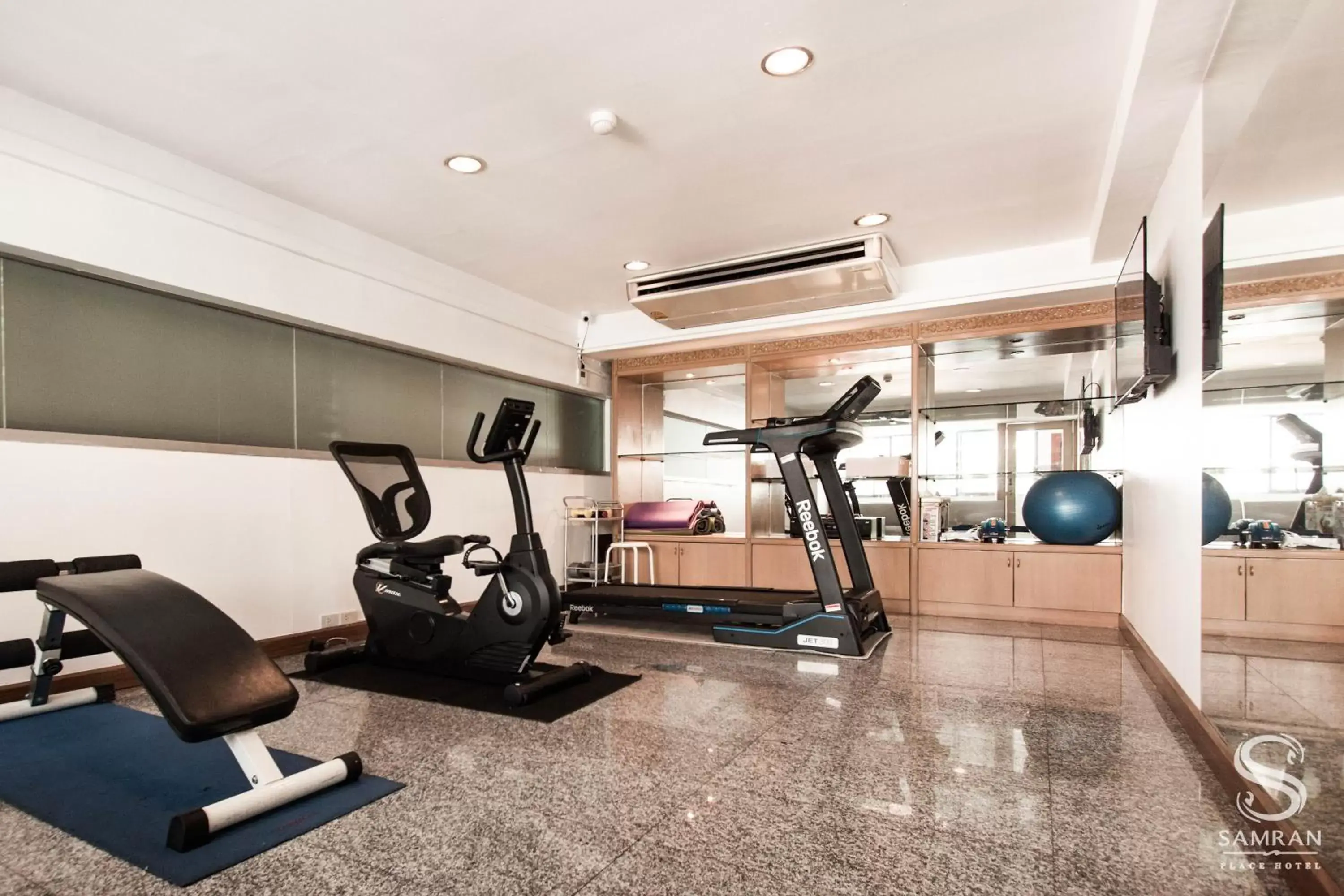 Fitness centre/facilities, Fitness Center/Facilities in Samran Place Hotel