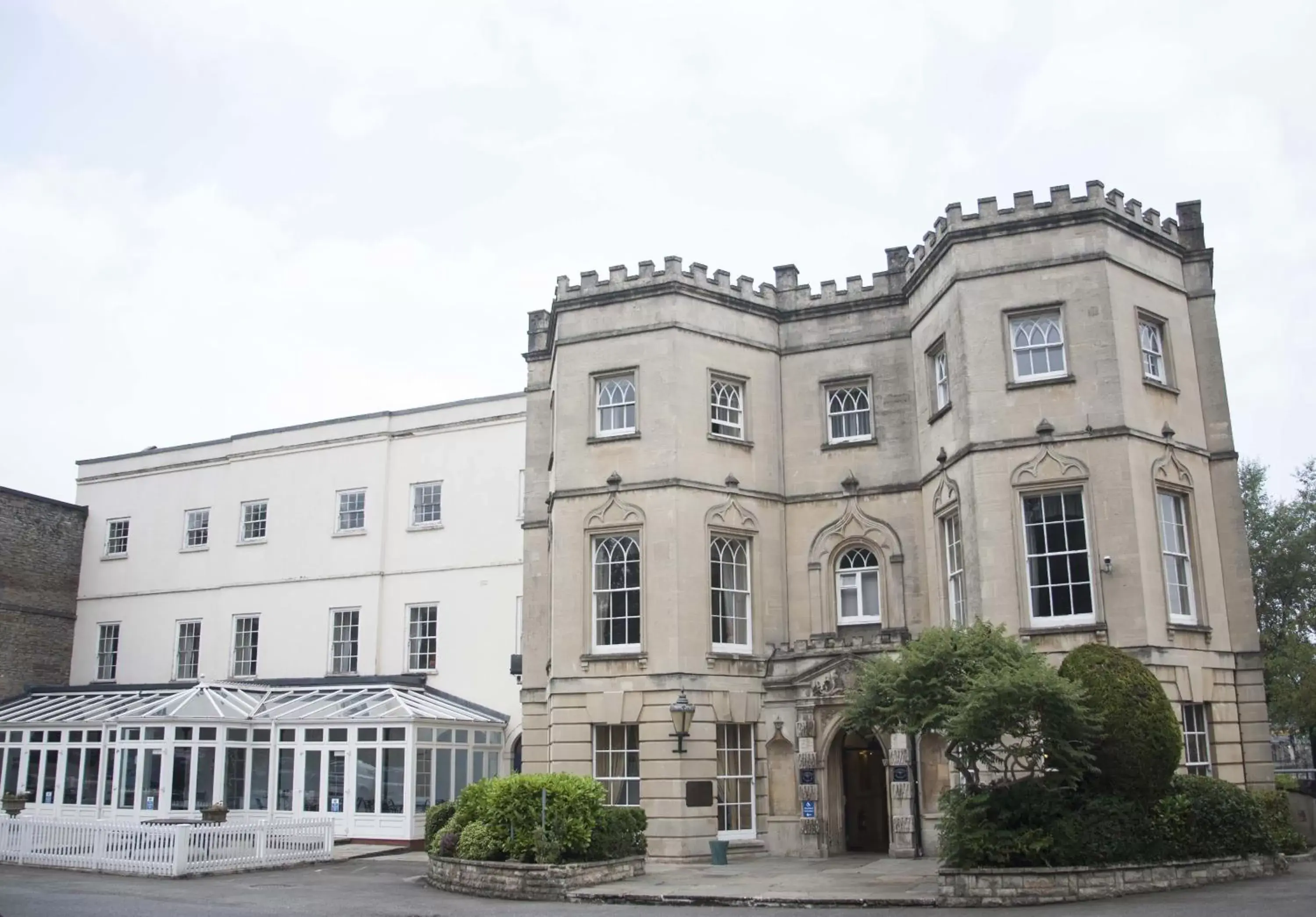 Patio, Property Building in Arnos Manor Hotel