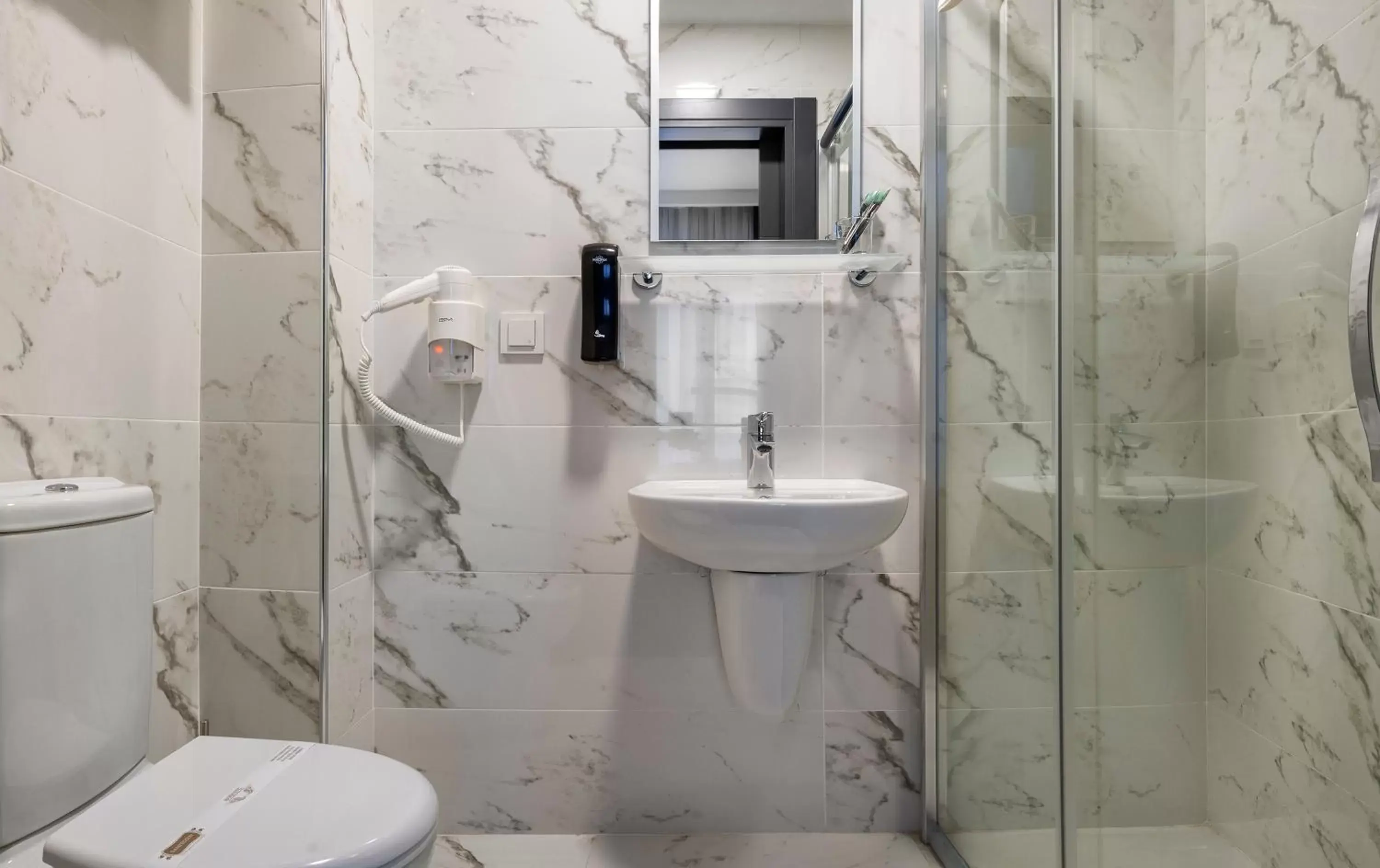 Twin Room - single occupancy in Hotel Bossuite Business Twin Room - single occupancy in Hotel Bossuite Business