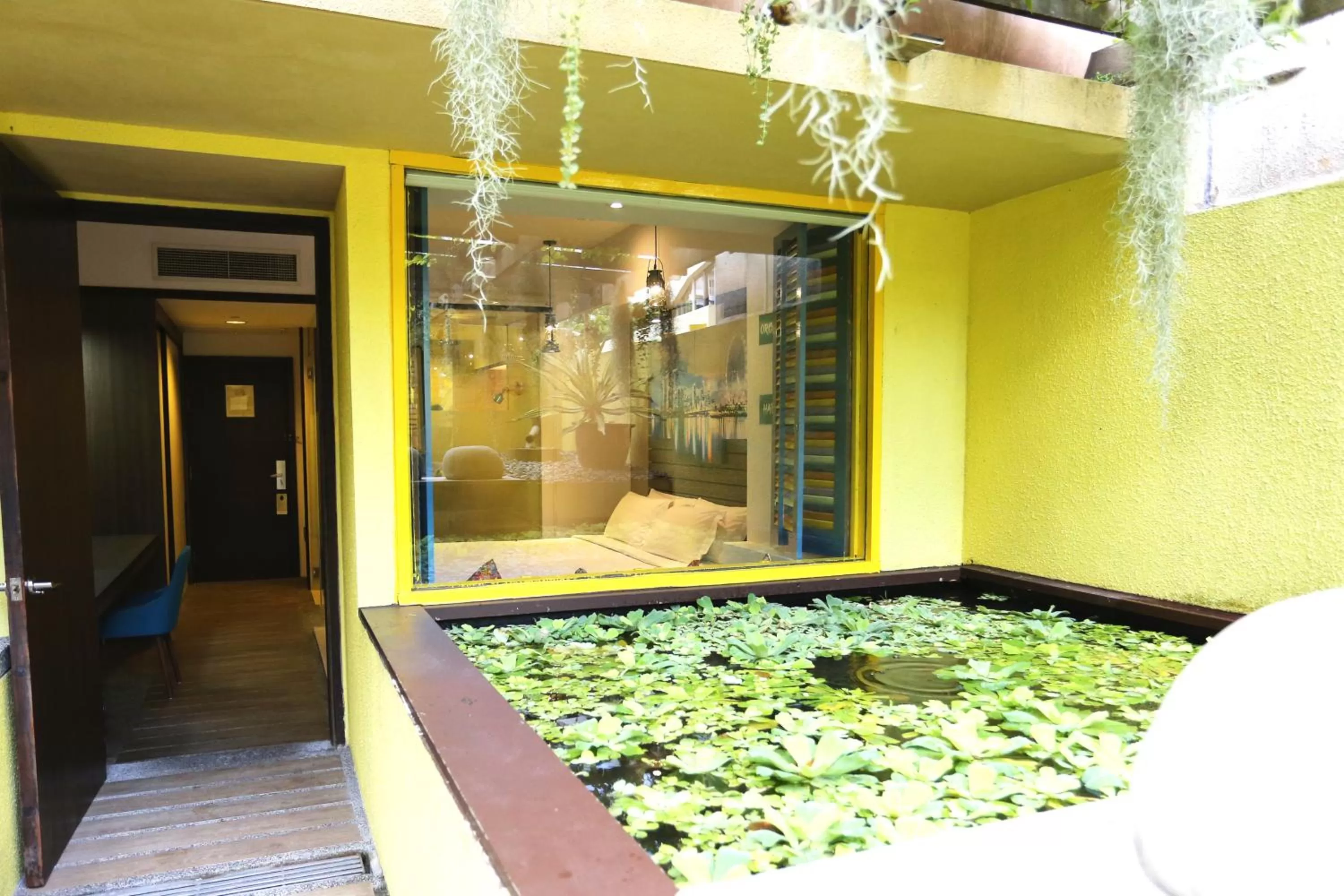 Patio in Furama RiverFront