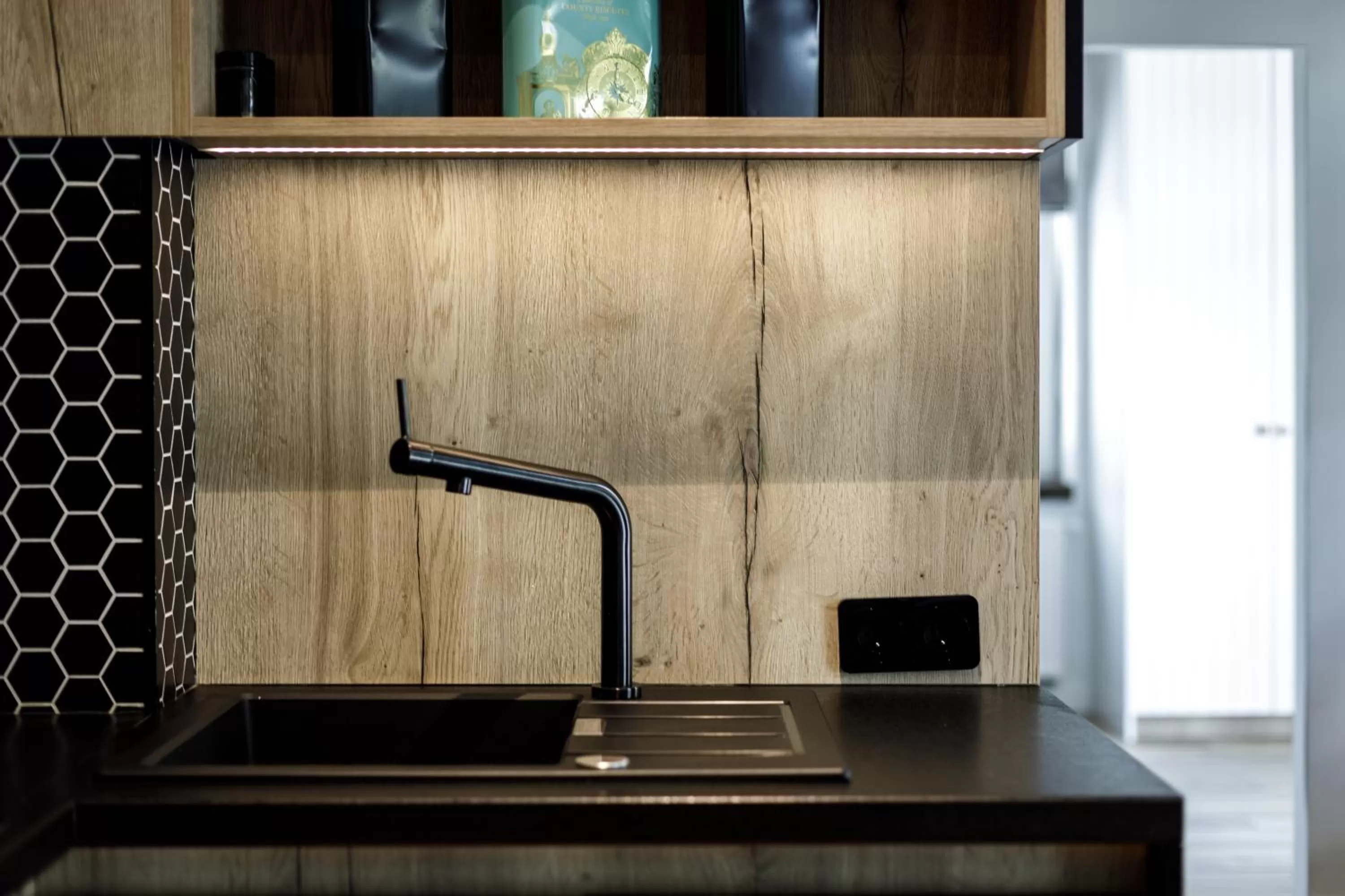 Kitchen or kitchenette, Kitchen/Kitchenette in Jagiellońska Residence