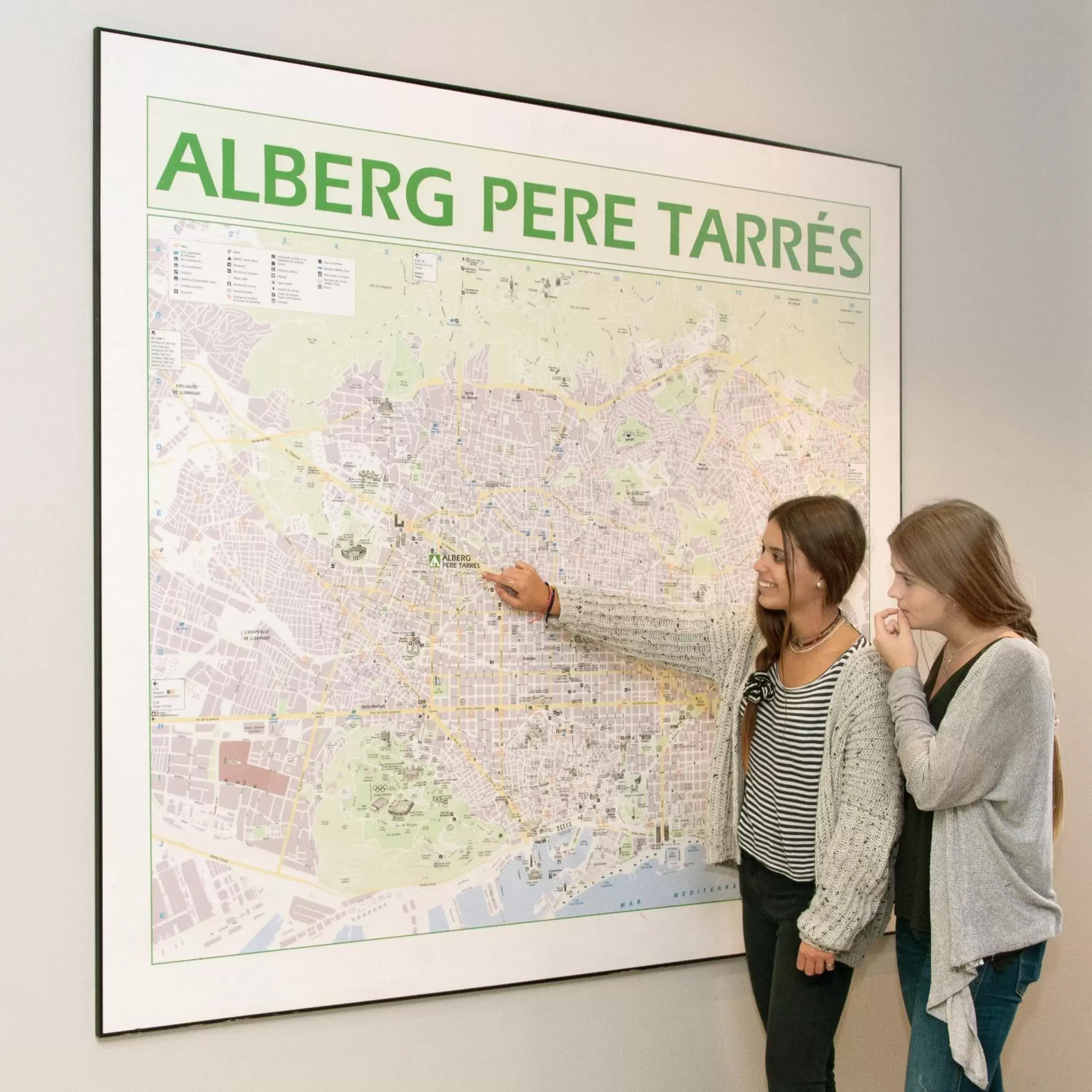 People in Alberg Pere Tarrés