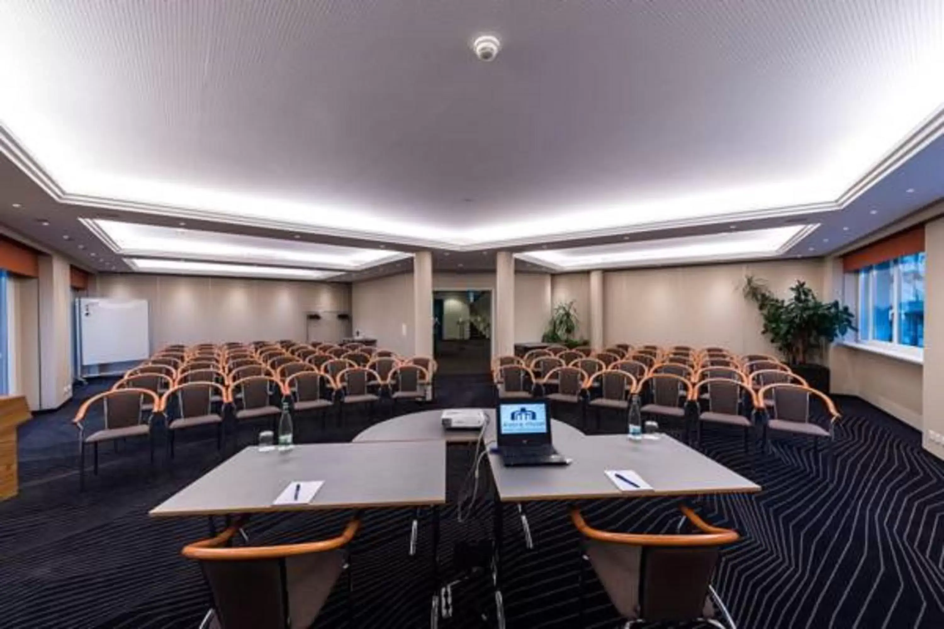 Business facilities in Astra Vevey Hotel & Restaurant