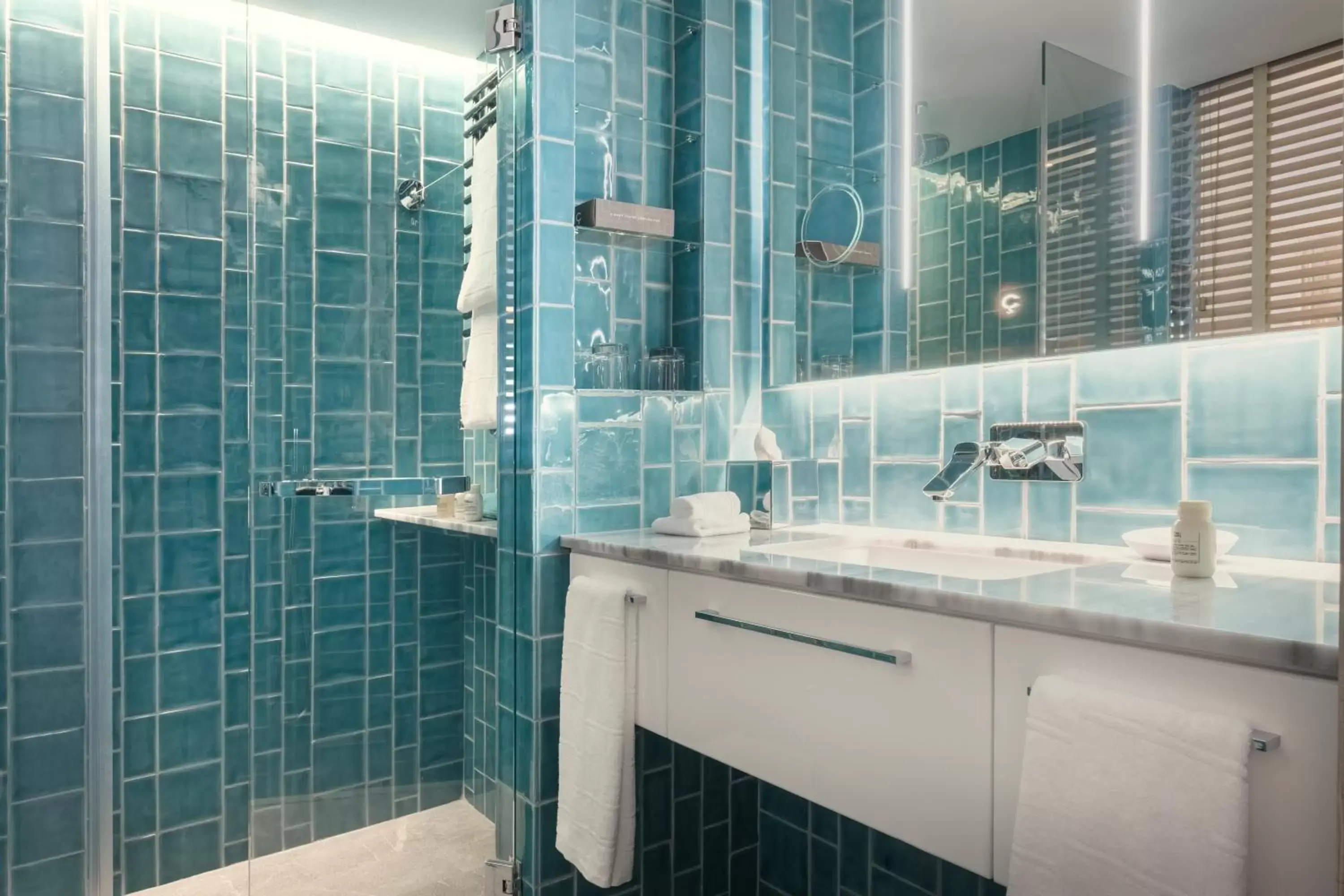 Shower, Bathroom in El Vicenç de la Mar - Adults Only - Over 12