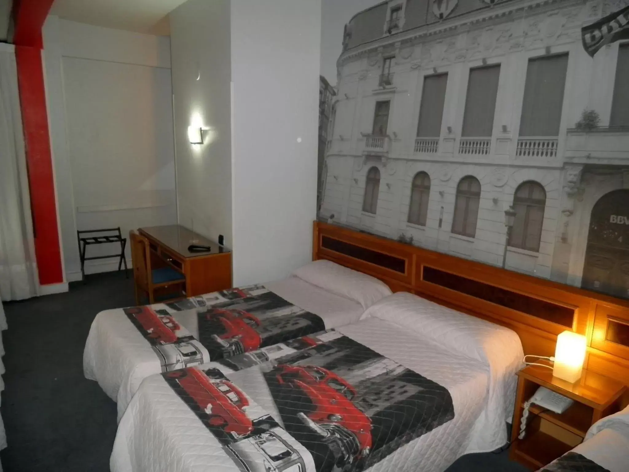 Photo of the whole room, Bed in Hotel Photo Zabalburu