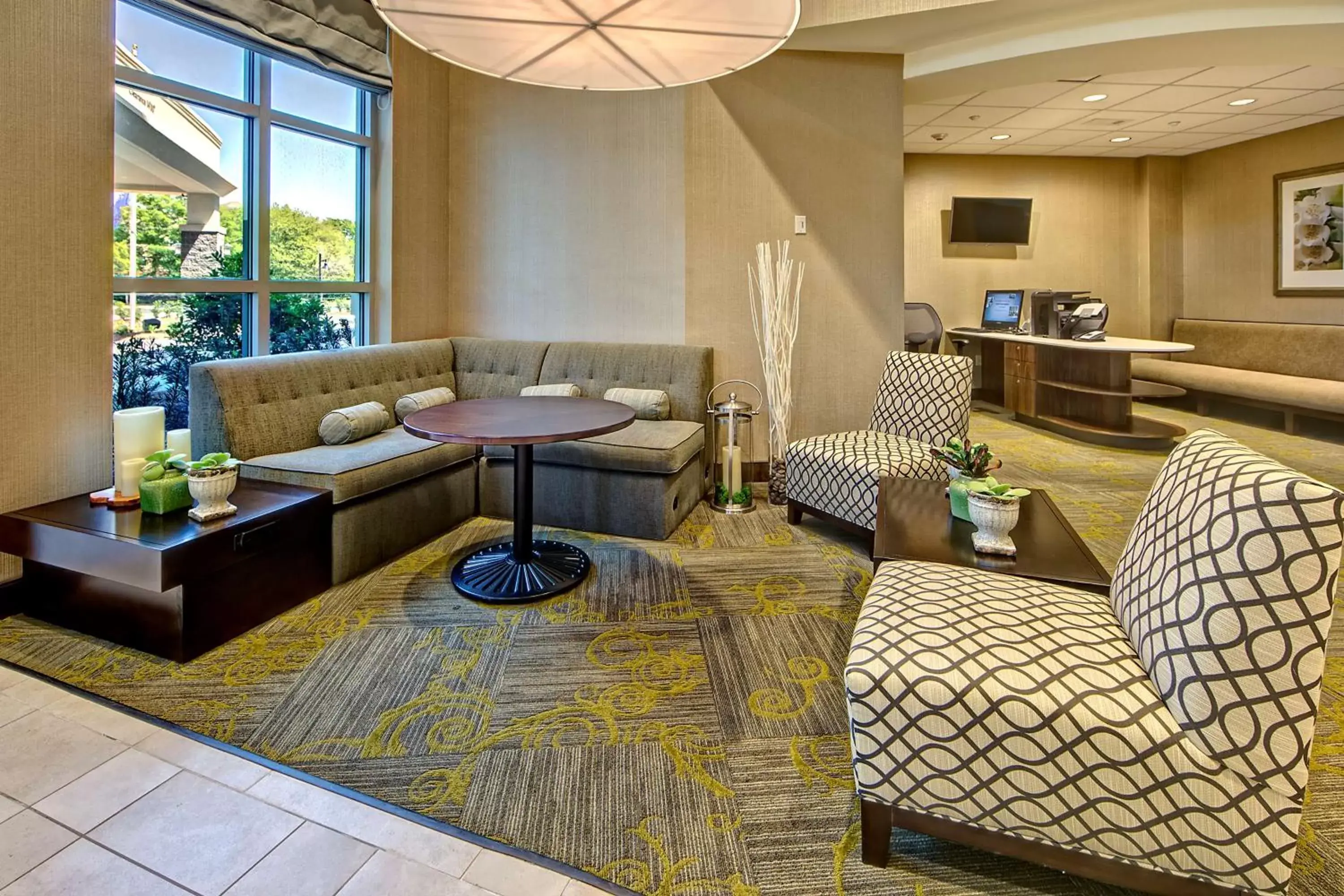 Lobby or reception, Seating Area in Hilton Garden Inn Charleston / Mt. Pleasant