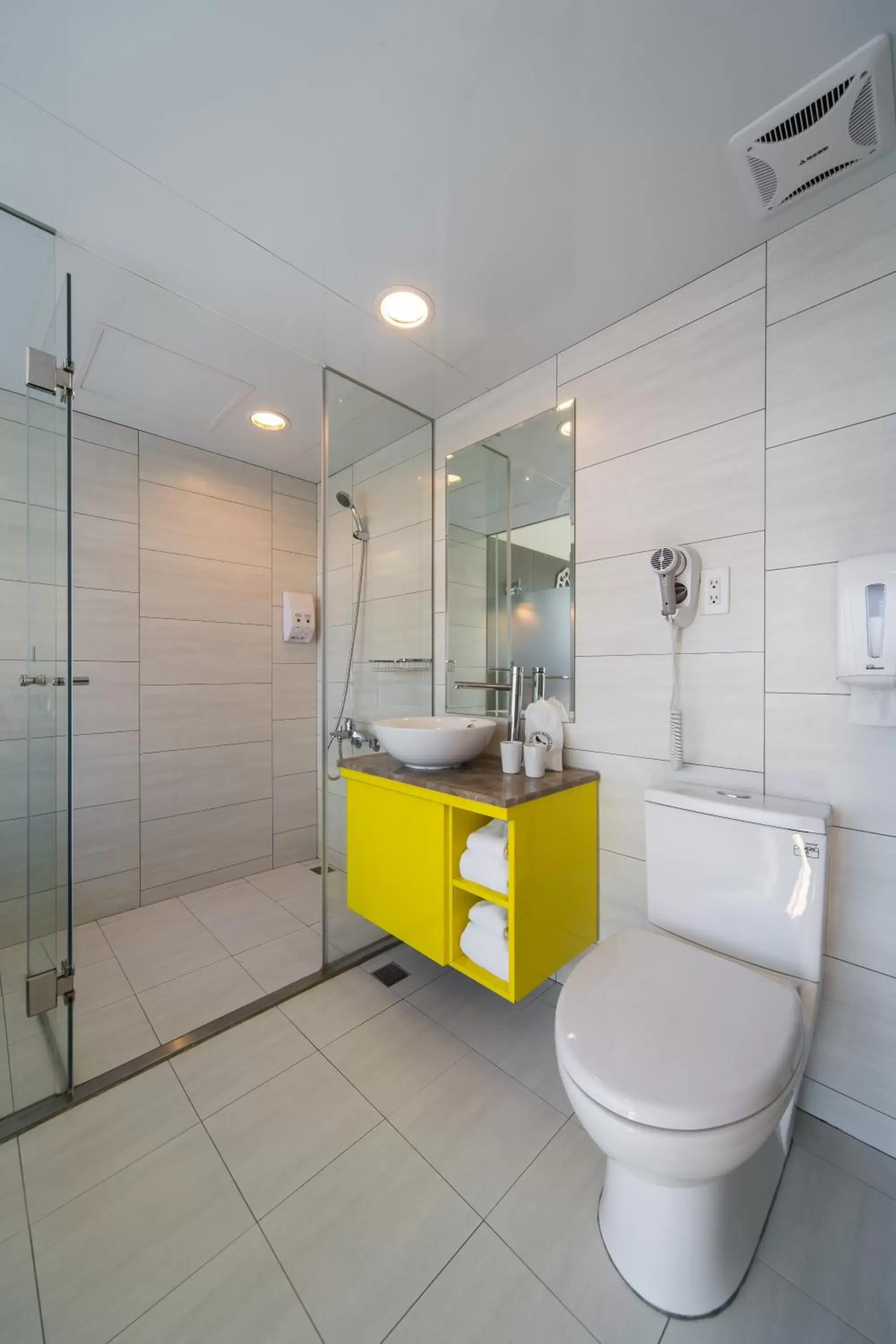 Shower, Bathroom in Xinshe Hotel - Hsinchu