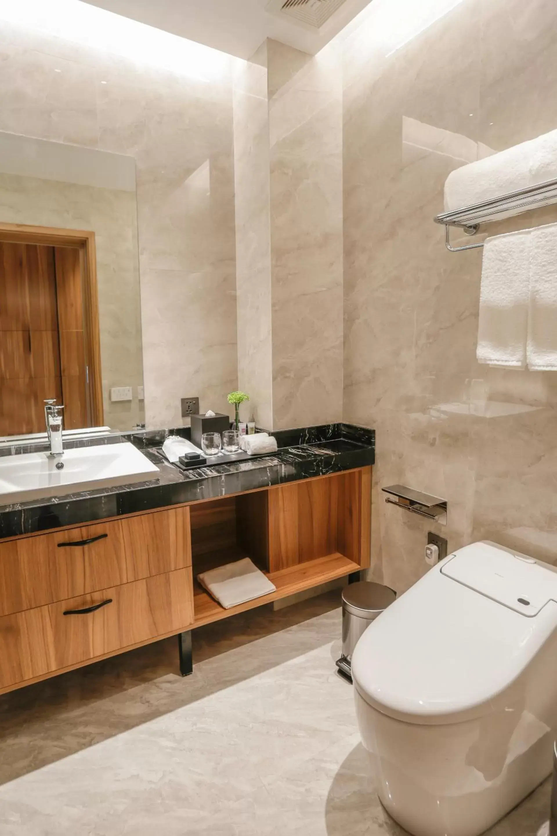 Bathroom in Hotel Casiana Managed by Enderun Hotels