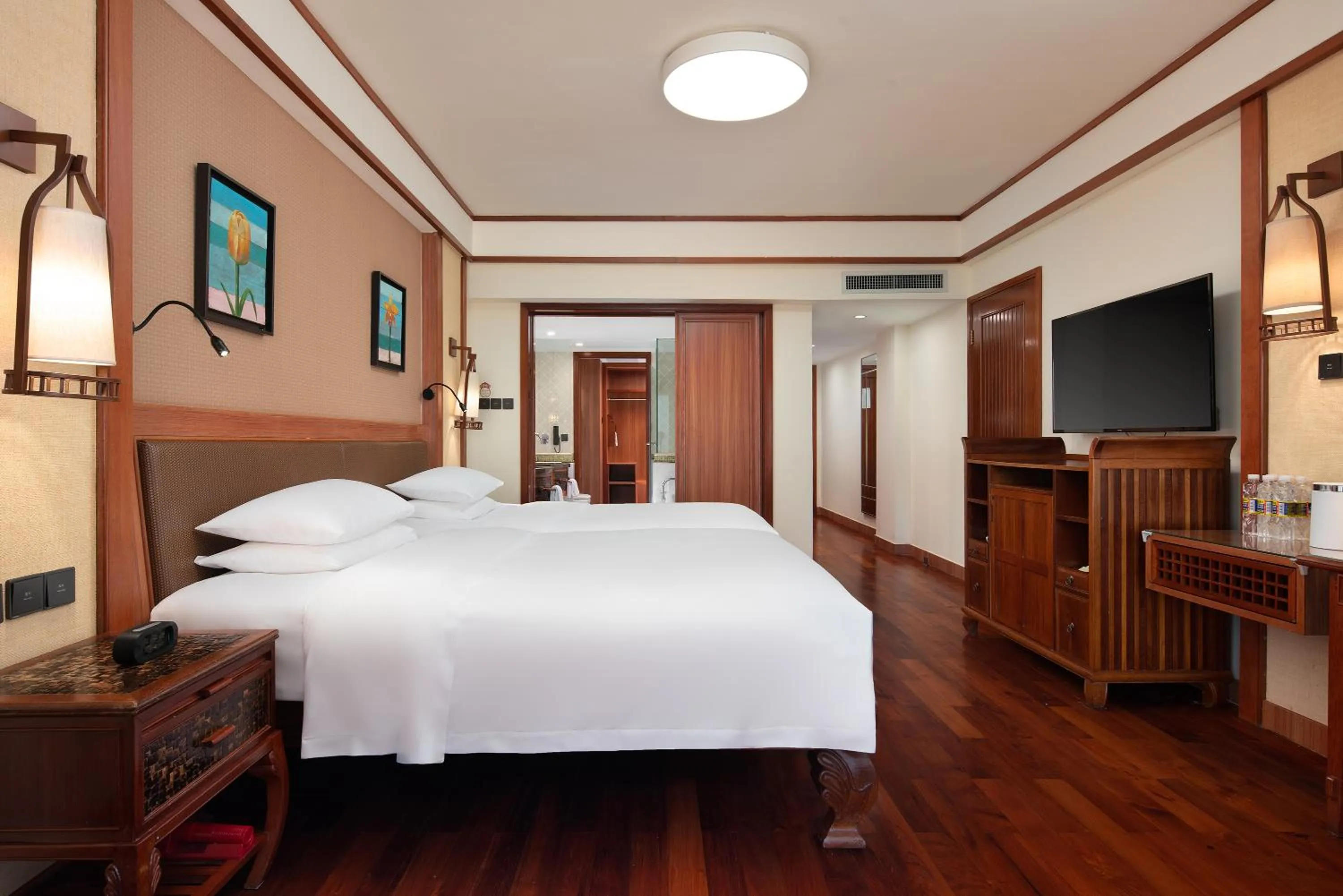 Bed in Horizon Resort & Spa Yalong Bay-Yalong Bay Central