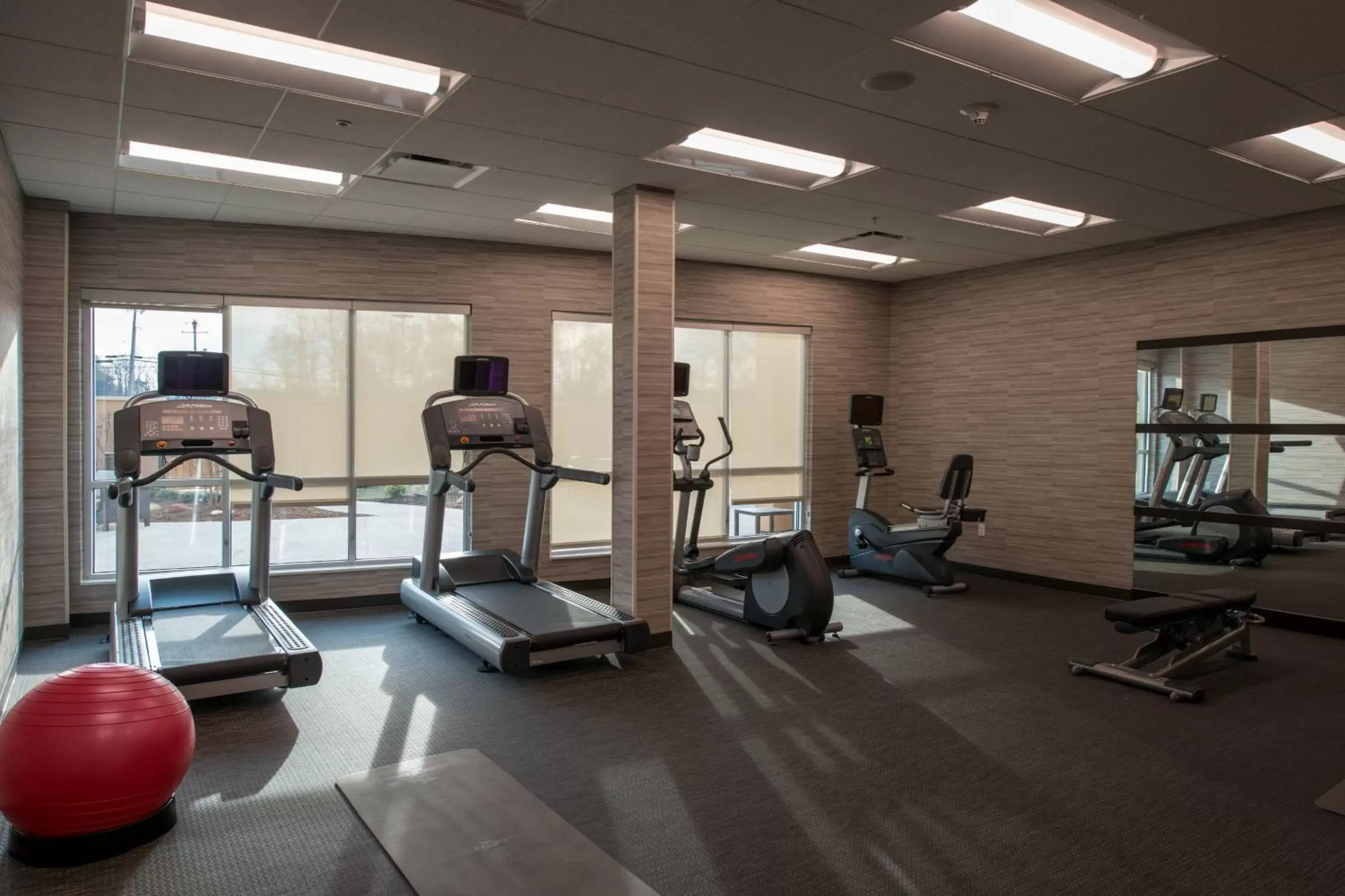 Fitness centre/facilities, Fitness Center/Facilities in Courtyard by Marriott Somerset