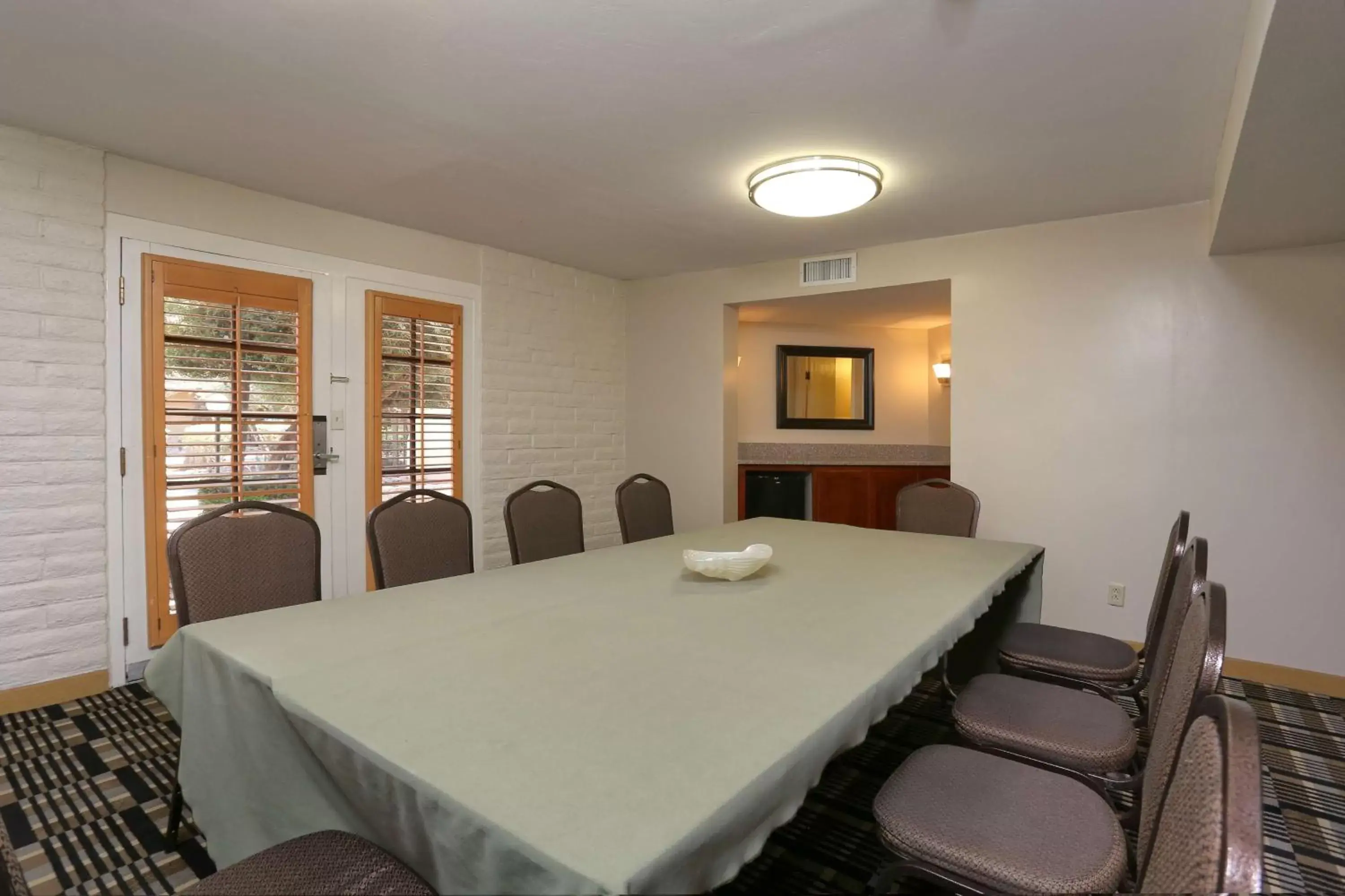 Meeting/conference room, Dining Area in DoubleTree Suites by Hilton Tucson Airport