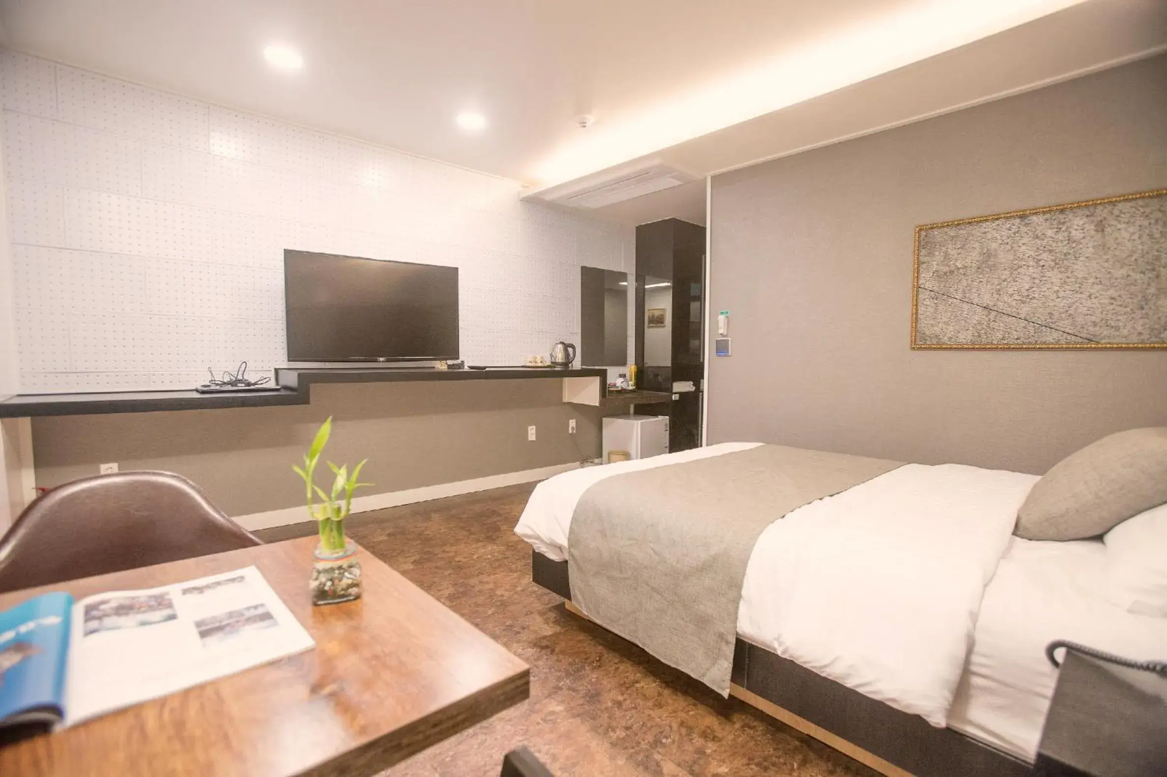 Bedroom, Room Photo in Hotel Major 2 Jeju