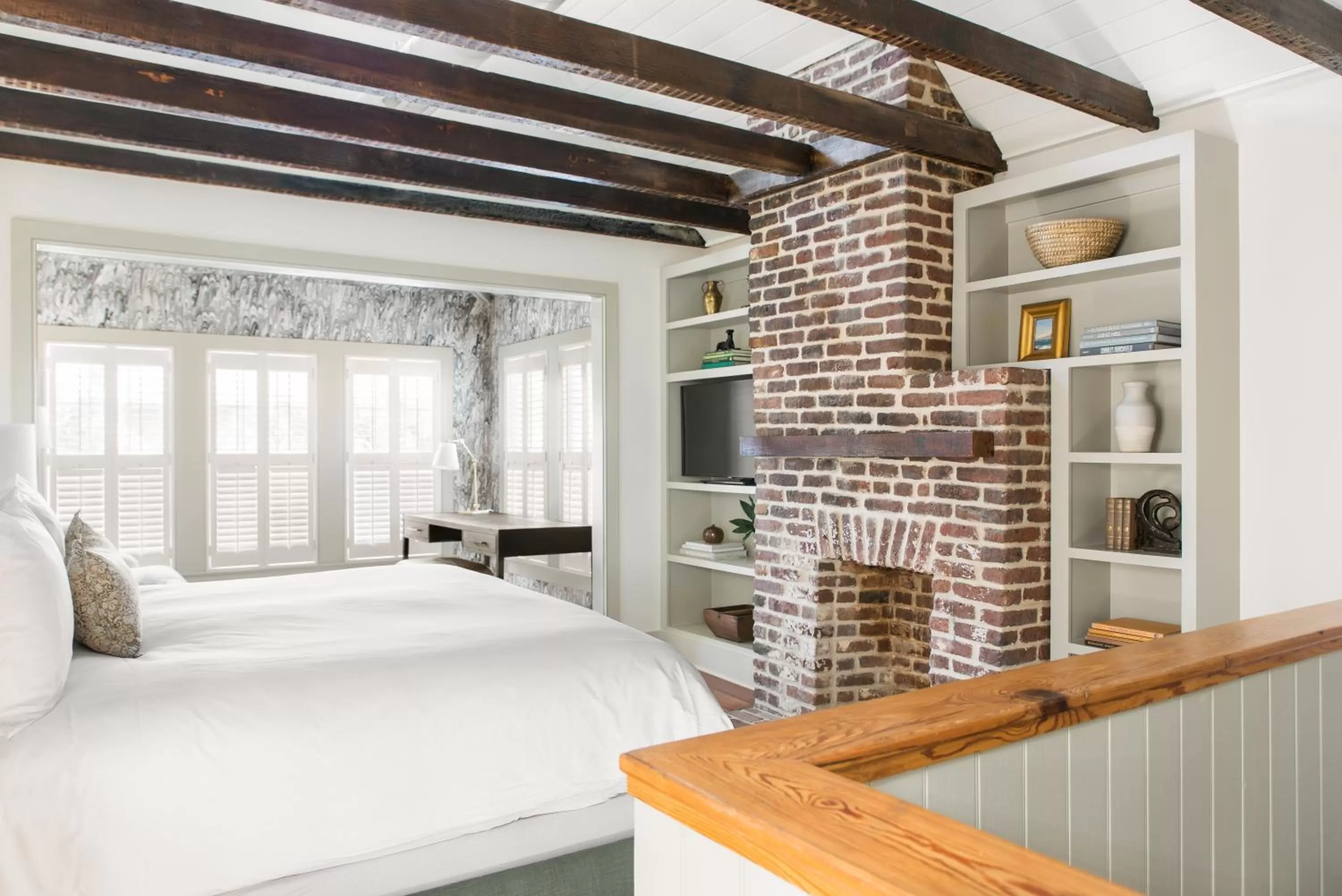 Photo of the whole room, Bed in 86 Cannon Charleston - Adults Only