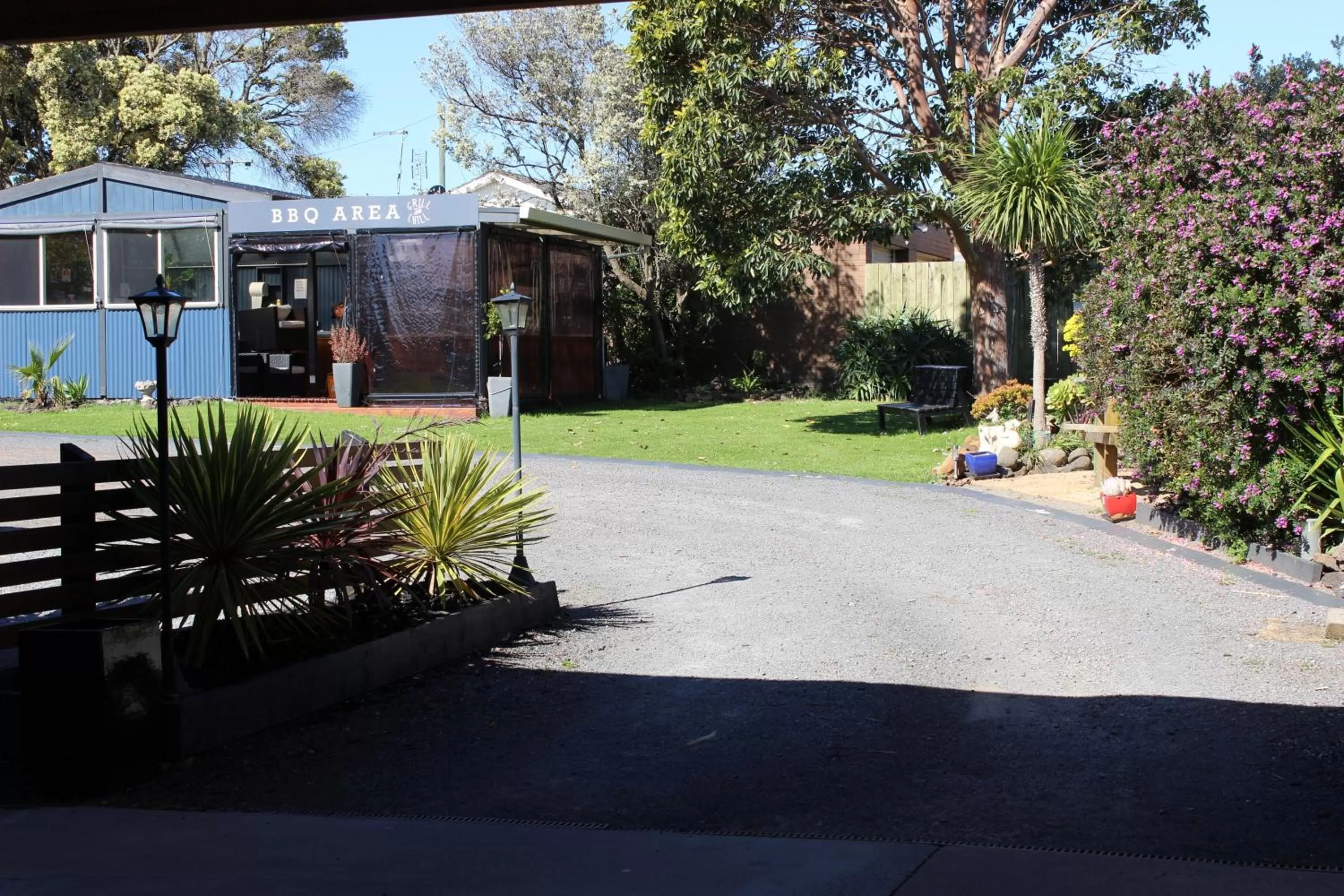 Garden in Portland Retro Motel