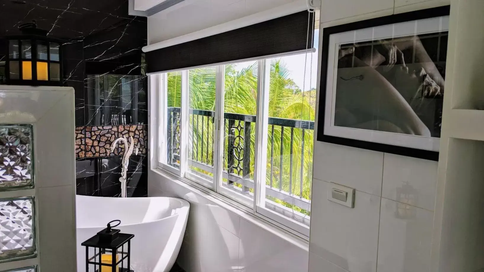 Property building in Bohol South Beach Hotel Property building in Bohol South Beach Hotel