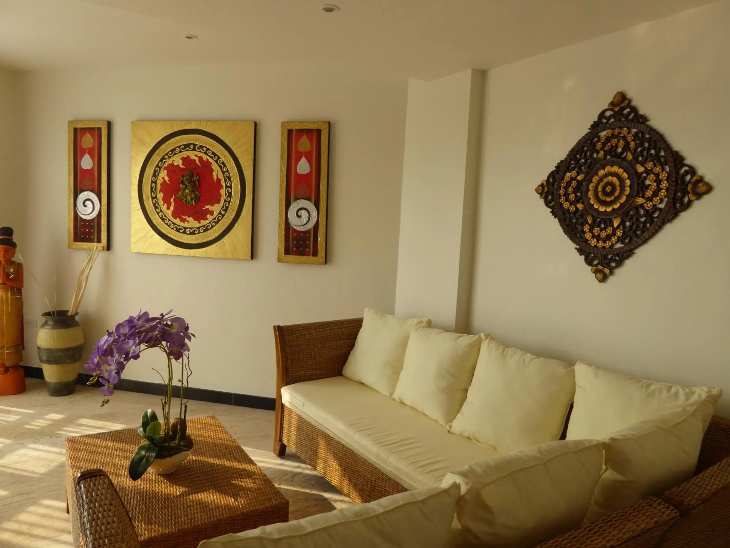 Living room in The Orchid Beach Resort @ VIP Chain Resort Living room in The Orchid Beach Resort @ VIP Chain Resort