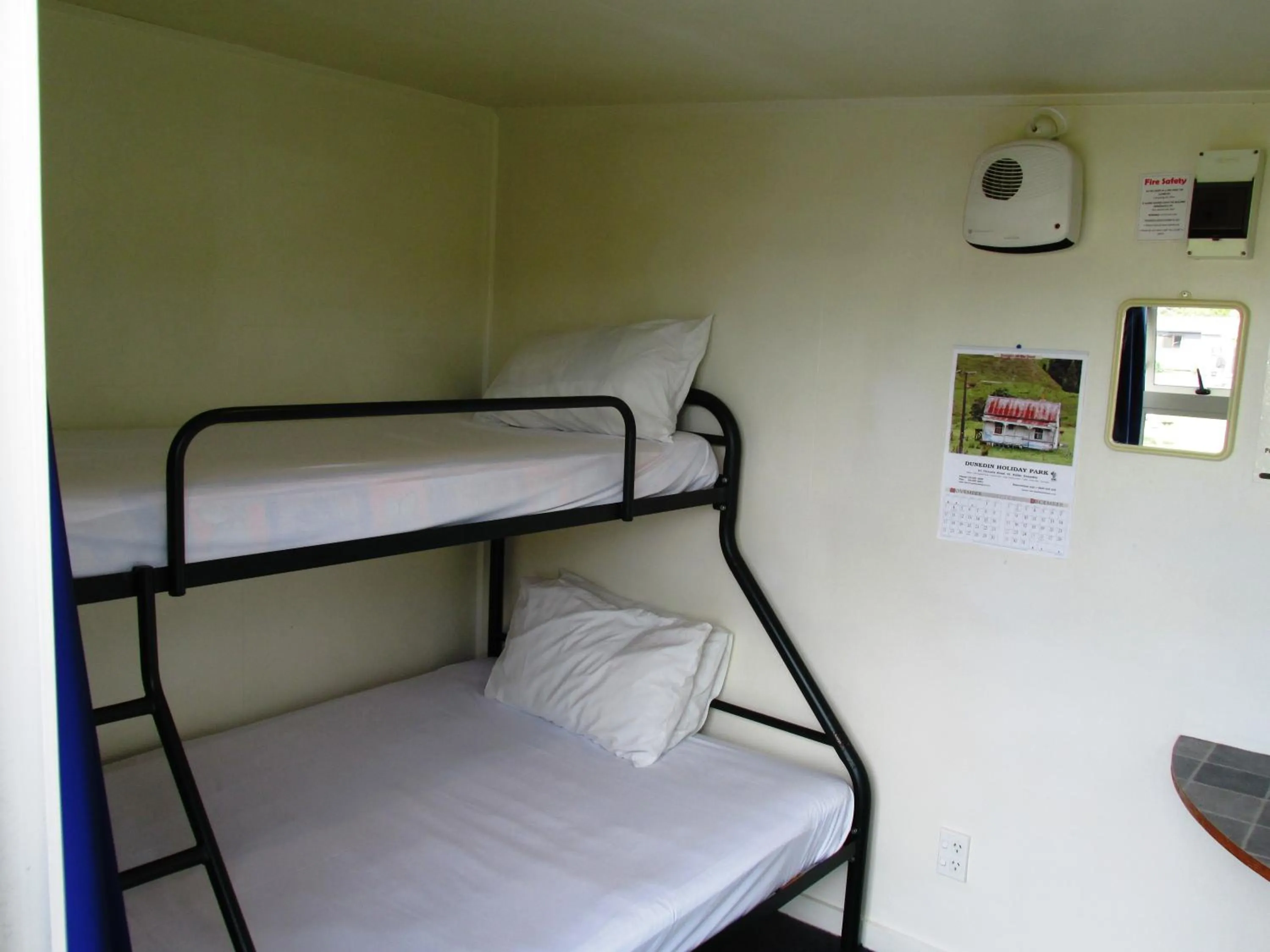 bunk bed, Bed in Dunedin Holiday Park