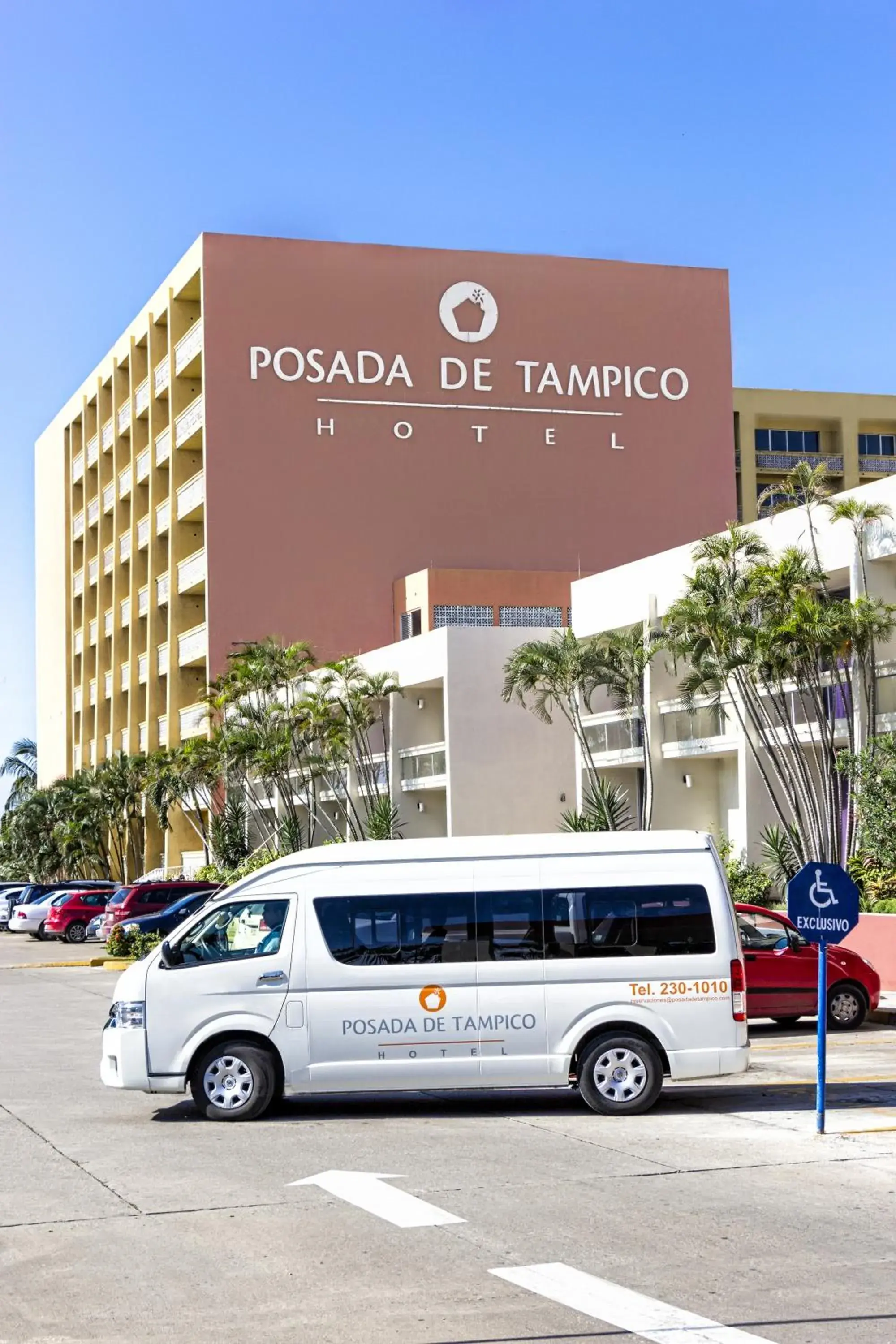 Property building in Posada de Tampico