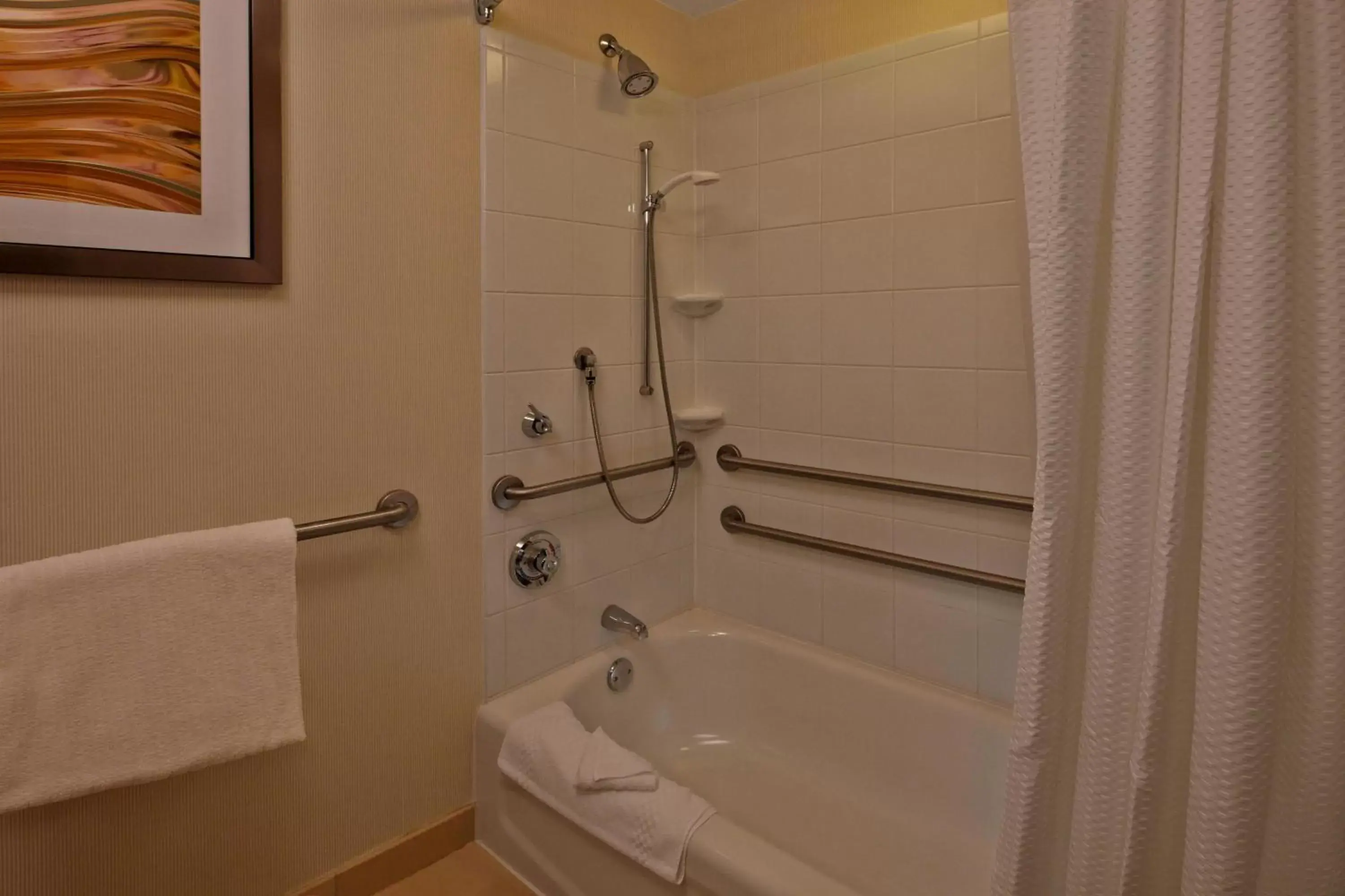 Bathroom in Courtyard by Marriott Providence Warwick