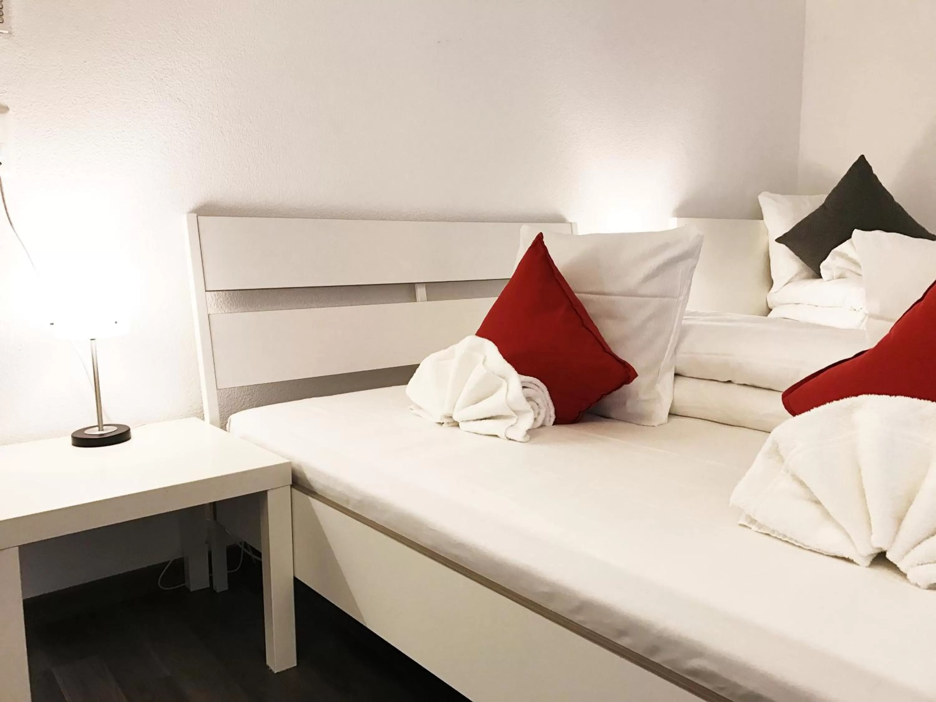 Photo of the whole room, Bed in INSIDE Five