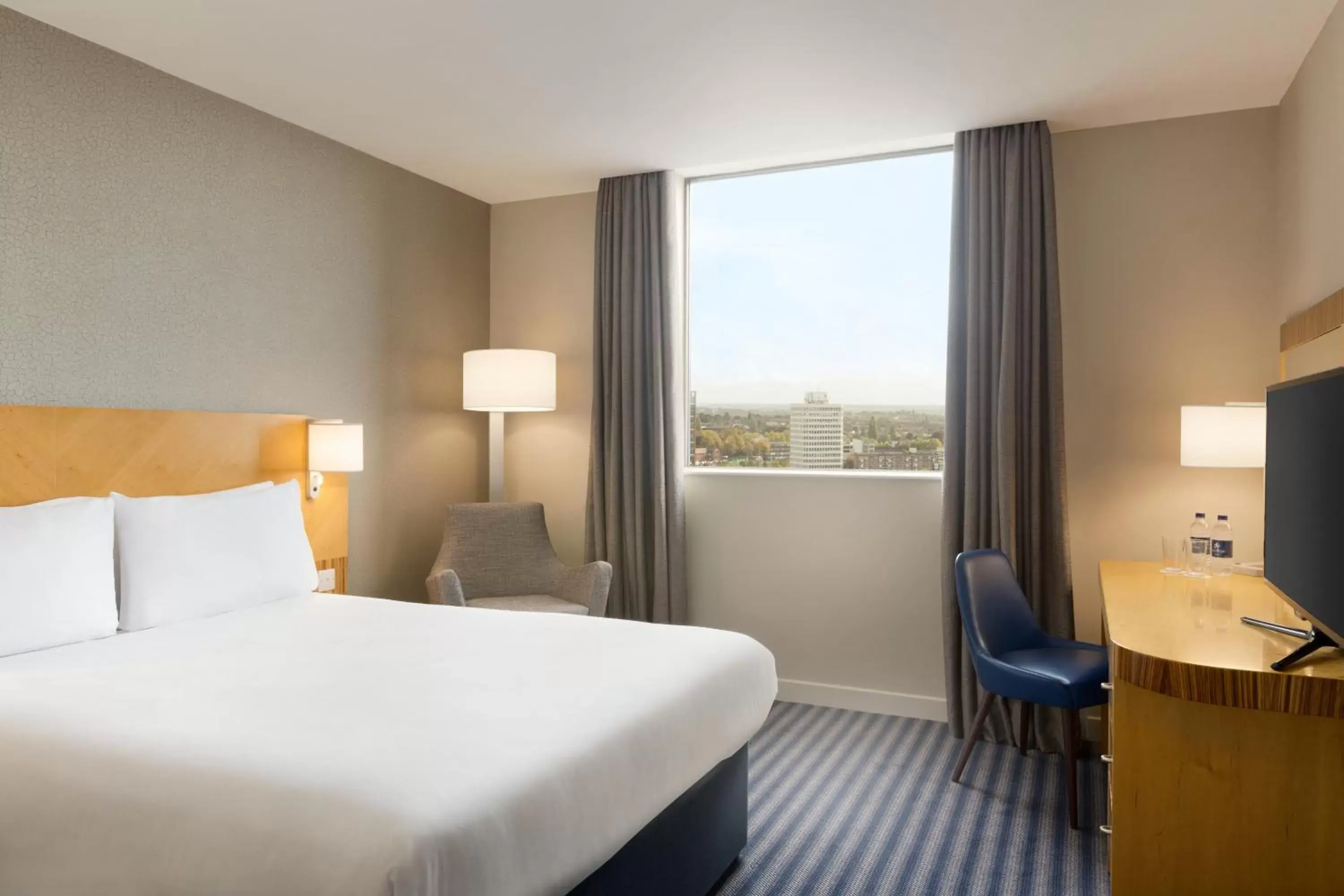 Bedroom, Bed in Ramada Hotel & Suites by Wyndham Coventry