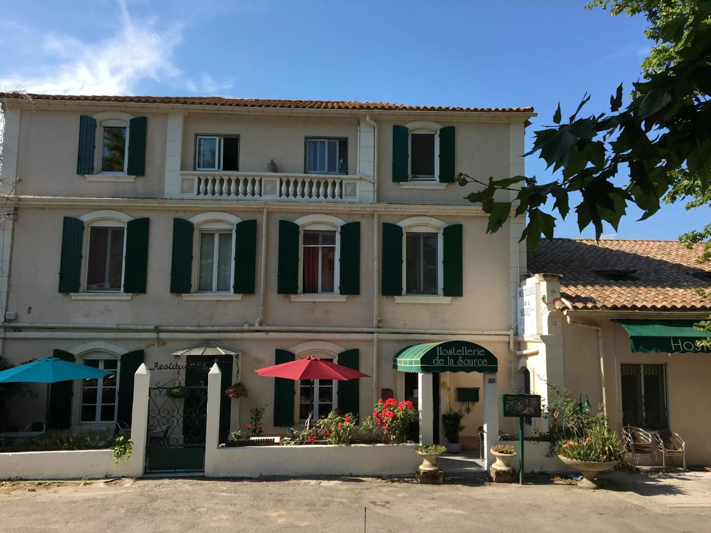 Facade/entrance in Hostellerie De La Source