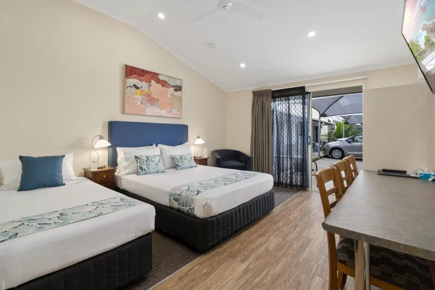 Bedroom, Bed in Caboolture Central Motor Inn, Sure Stay Collection by BW Bedroom, Bed in Caboolture Central Motor Inn, Sure Stay Collection by BW