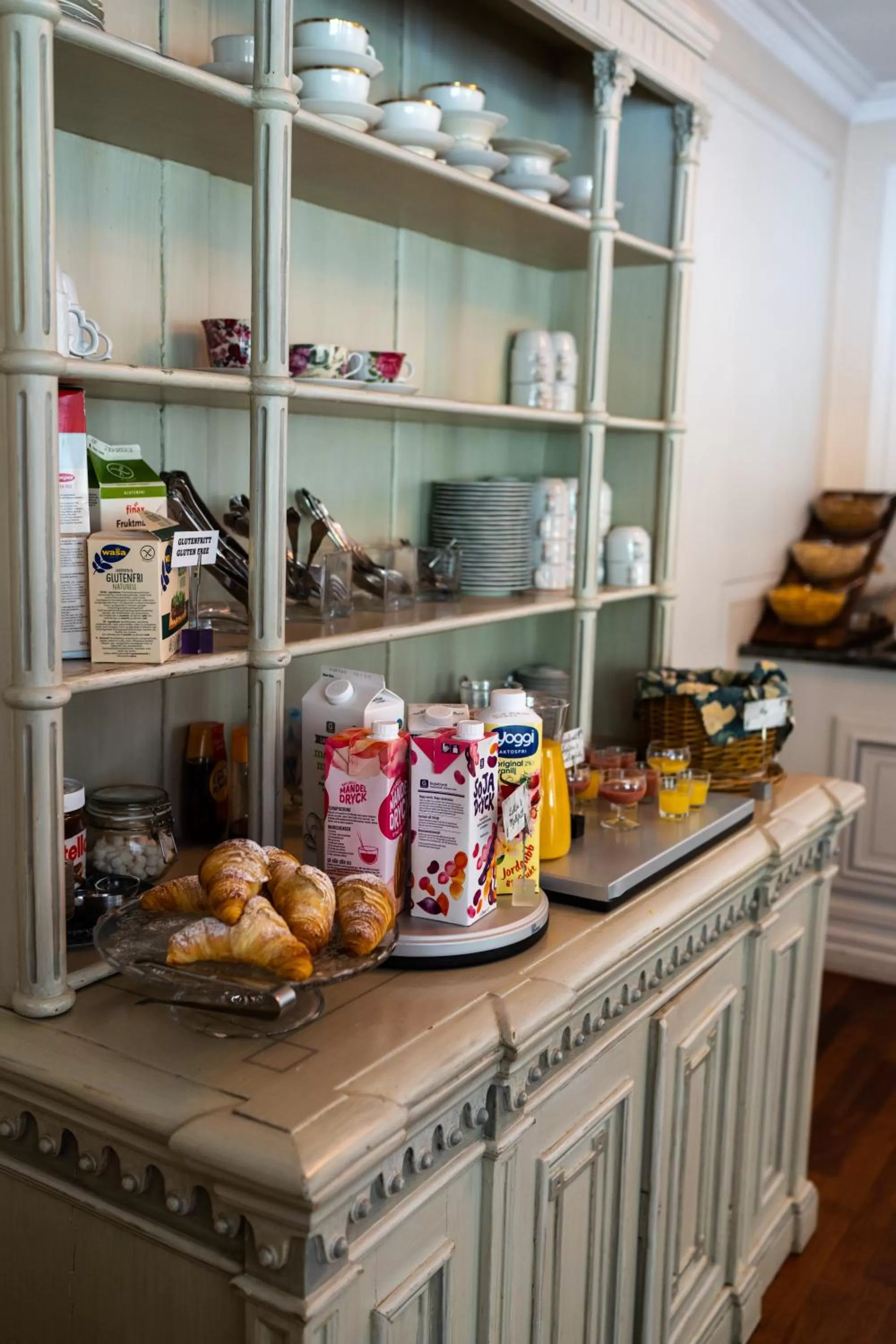 Buffet breakfast in Park Hotel Linköping Fawlty Towers